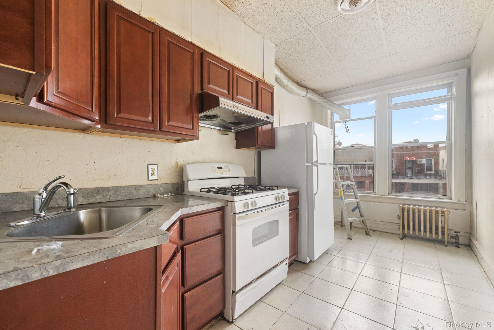 #18 photo, 149 Dahill Road, Brooklyn , NY 11218