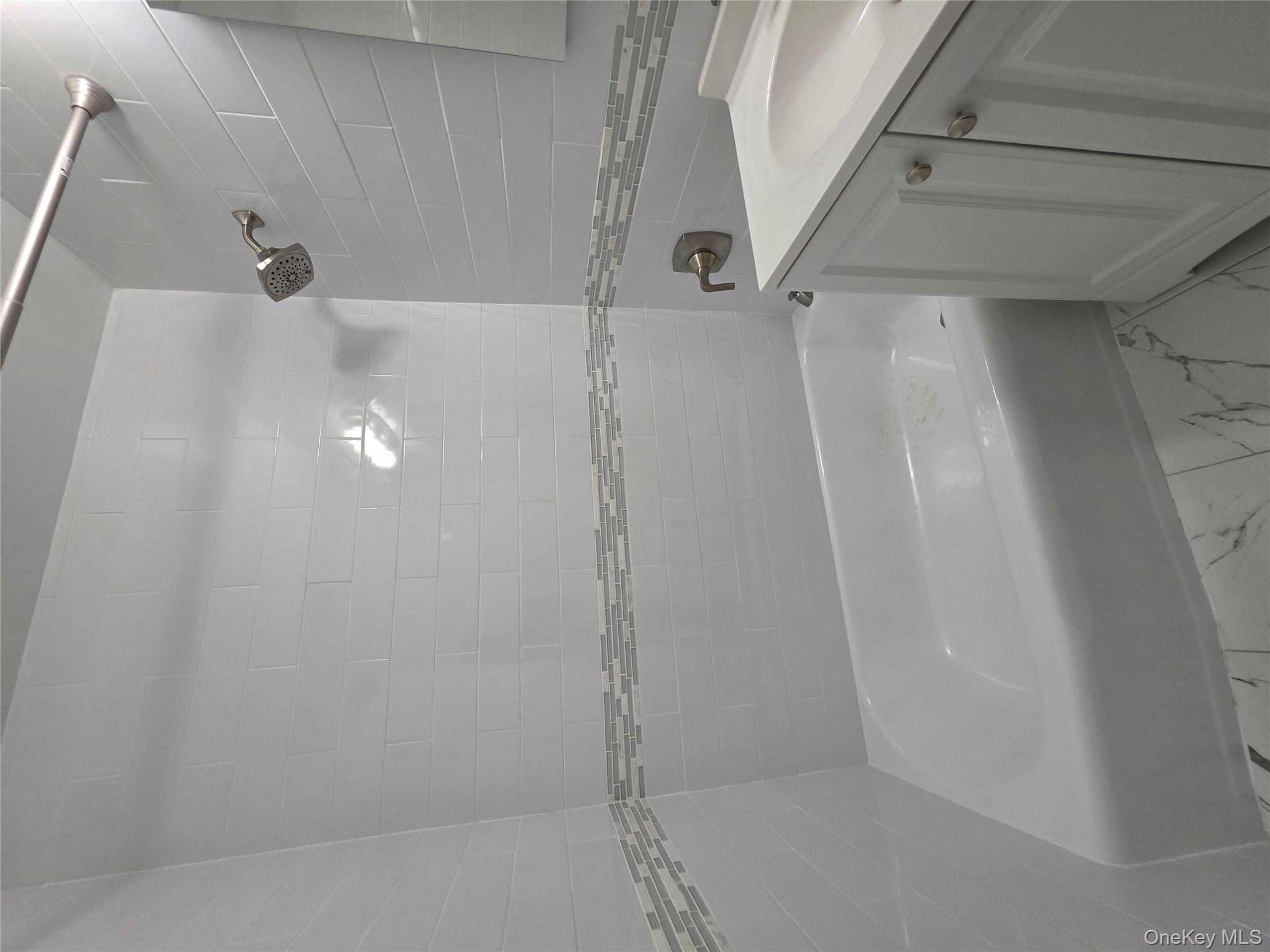 #14 photo, 61-20 Grand Central Parkway, Forest Hills , NY 11375