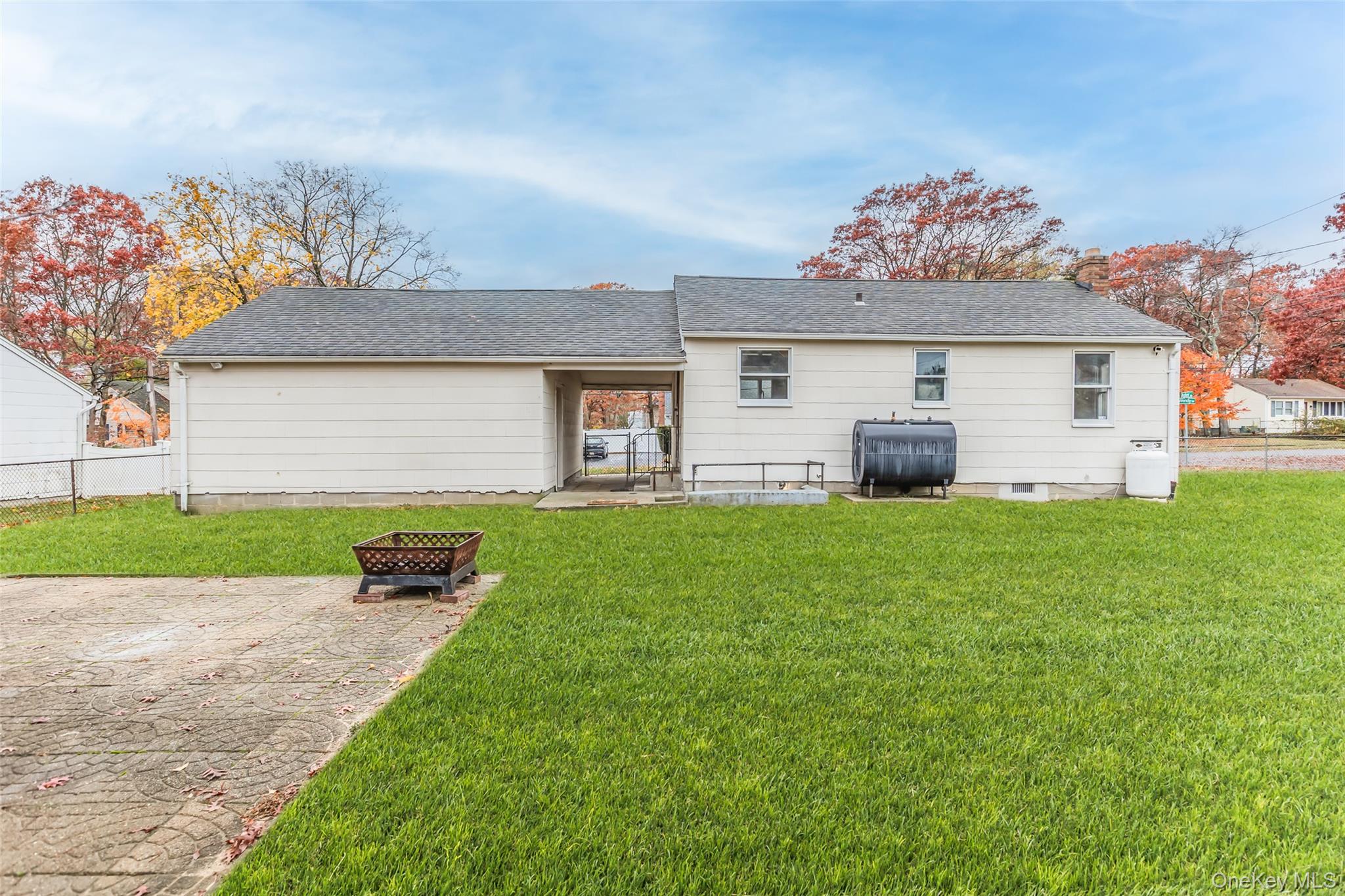 #13 photo, 141 Wendy Drive, サフォーク郡 Holtsville , NY 11742