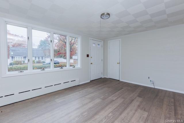 #3 photo, 141 Wendy Drive, サフォーク郡 Holtsville , NY 11742