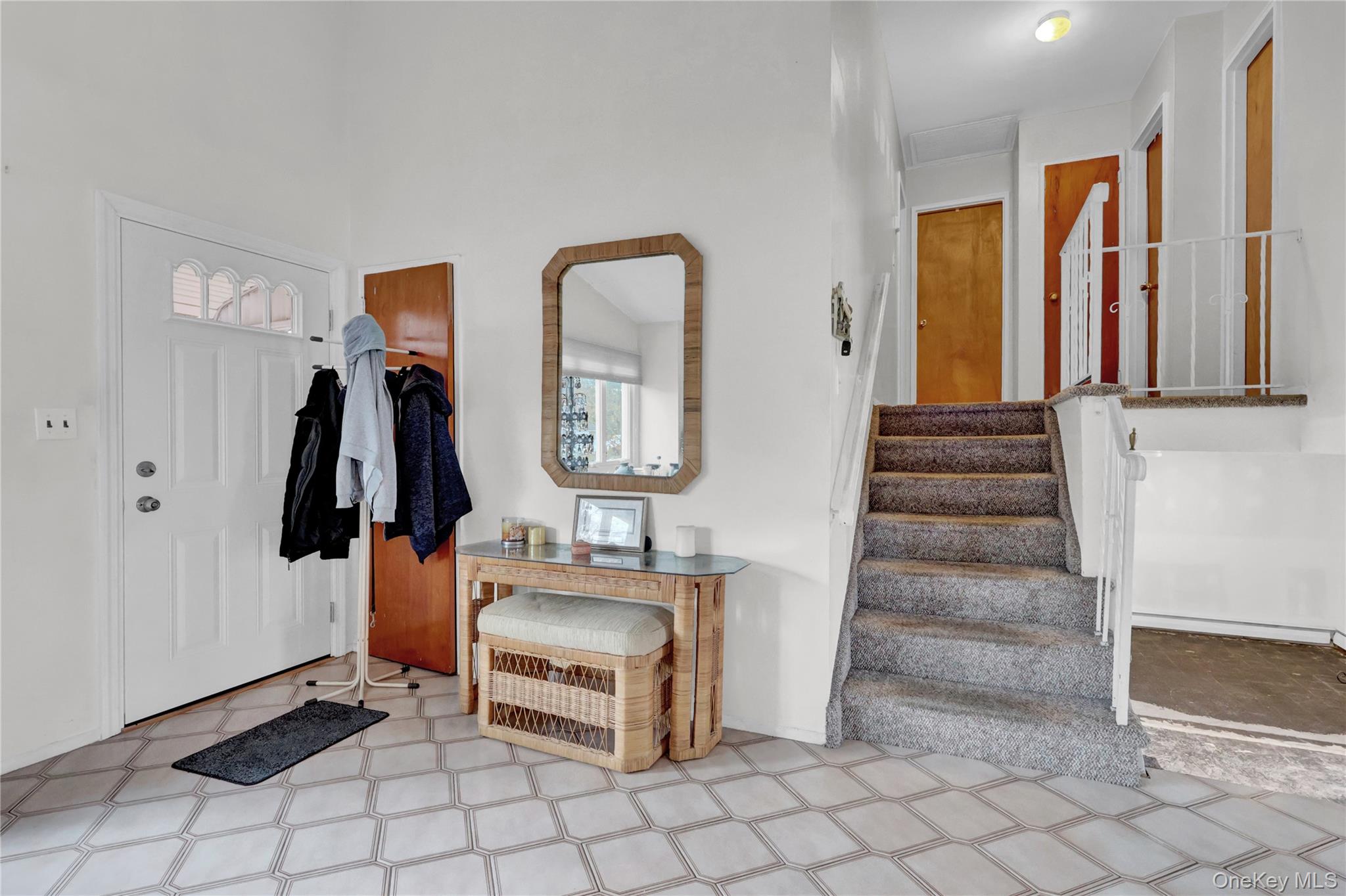 #9 photo, 213 W 24th Street, Deer Park , NY 11729