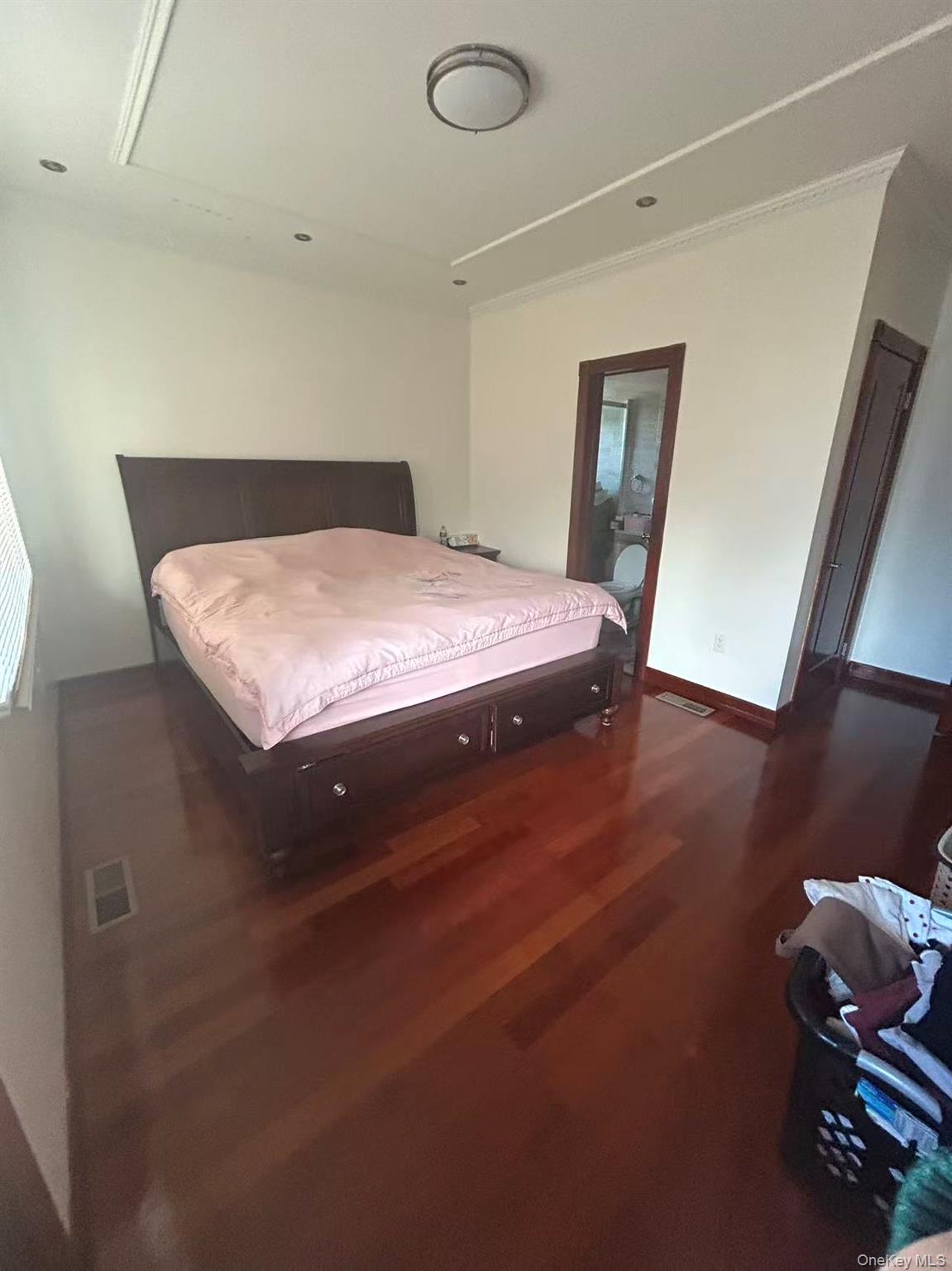 #3 photo, 57-12 157th Street, Flushing , NY 11355