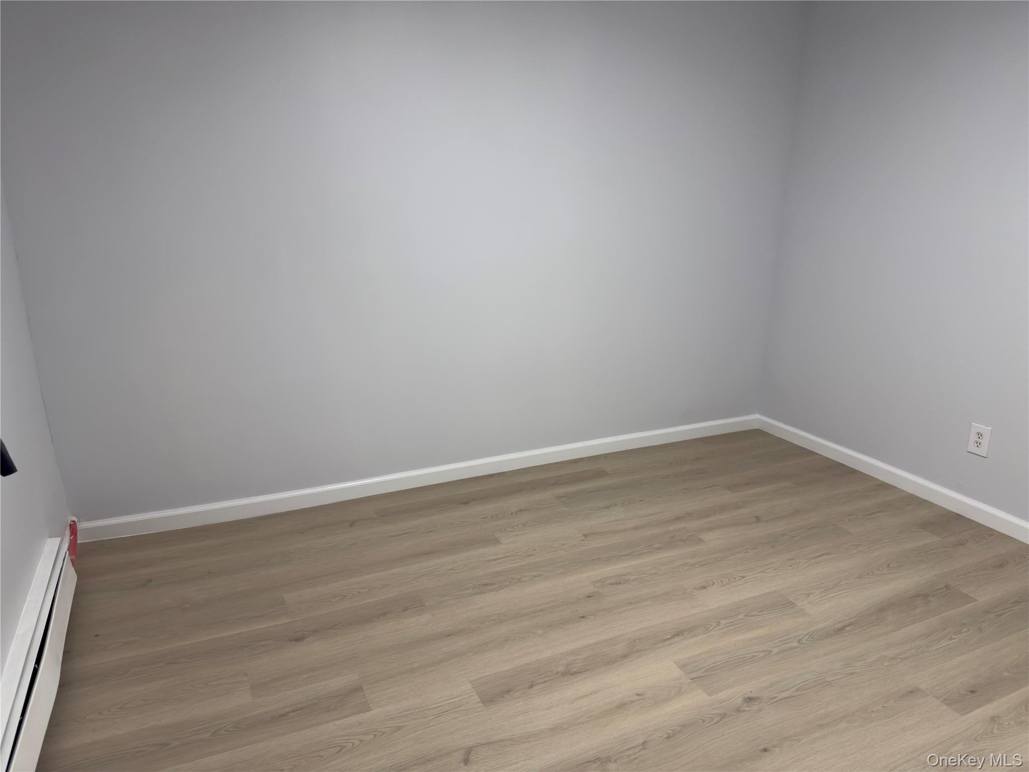 #3 photo, 3156 Chelsea Lane, ナッソー郡 Levittown , NY 11756