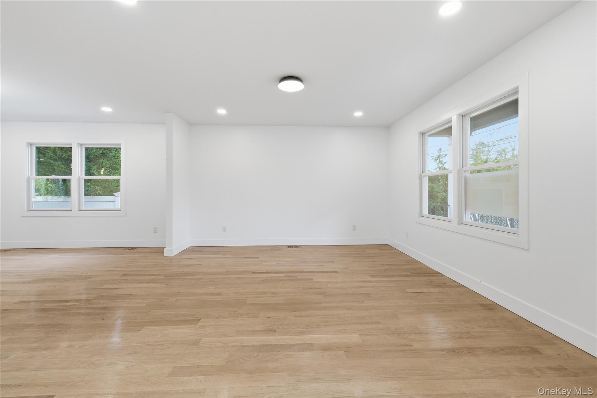 #6 photo, 1680 Cornelius Avenue, Wantagh , NY 11793