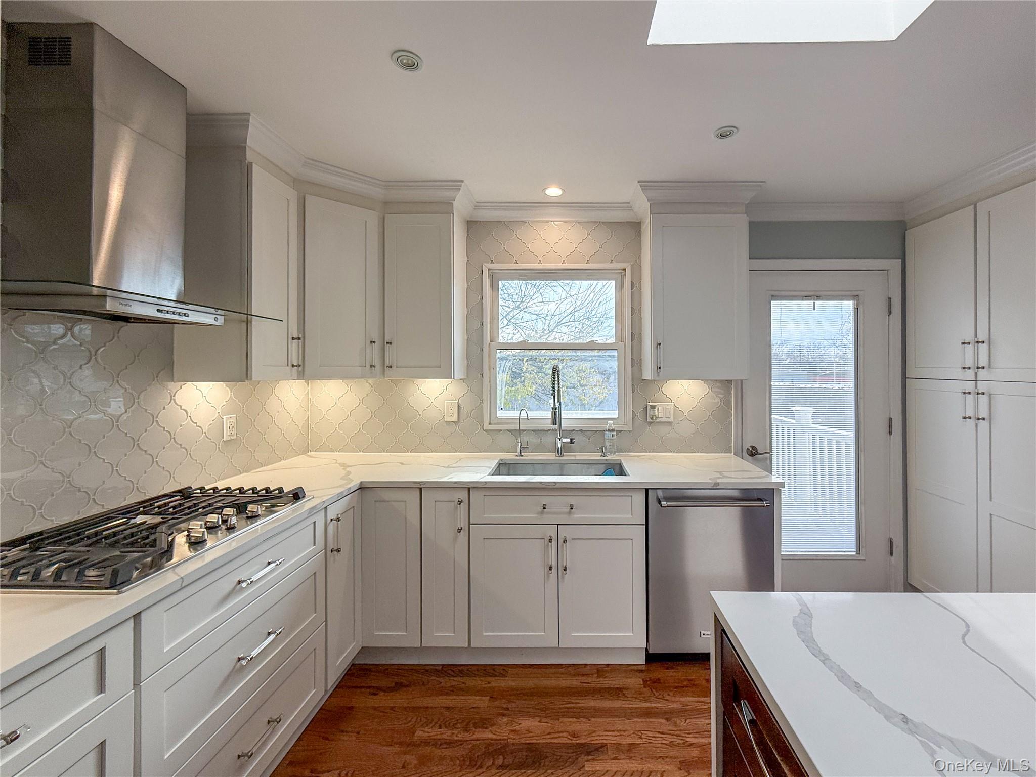 #13 photo, Valley Stream, Valley Stream , NY 11580