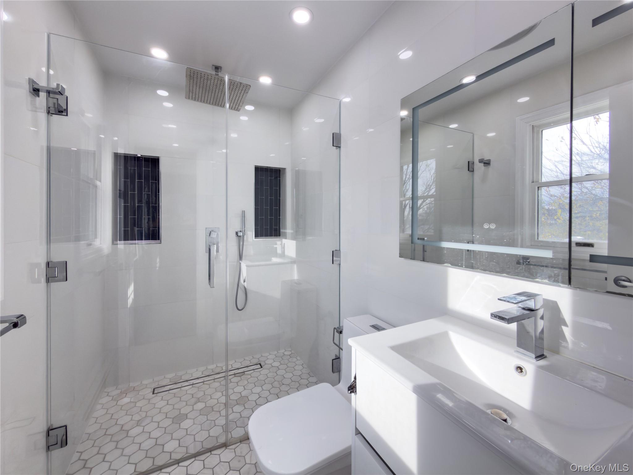 #8 photo, Valley Stream, Valley Stream , NY 11580