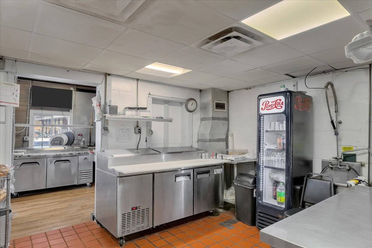 #17 photo, 75 Saratoga Ave, South Glens Falls , NY 12803