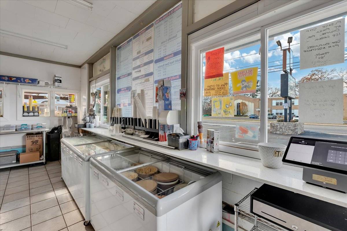 #20 photo, 75 Saratoga Ave, South Glens Falls , NY 12803