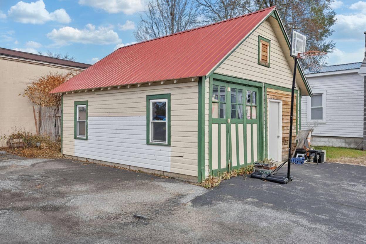 #29 photo, 75 Saratoga Ave, South Glens Falls , NY 12803