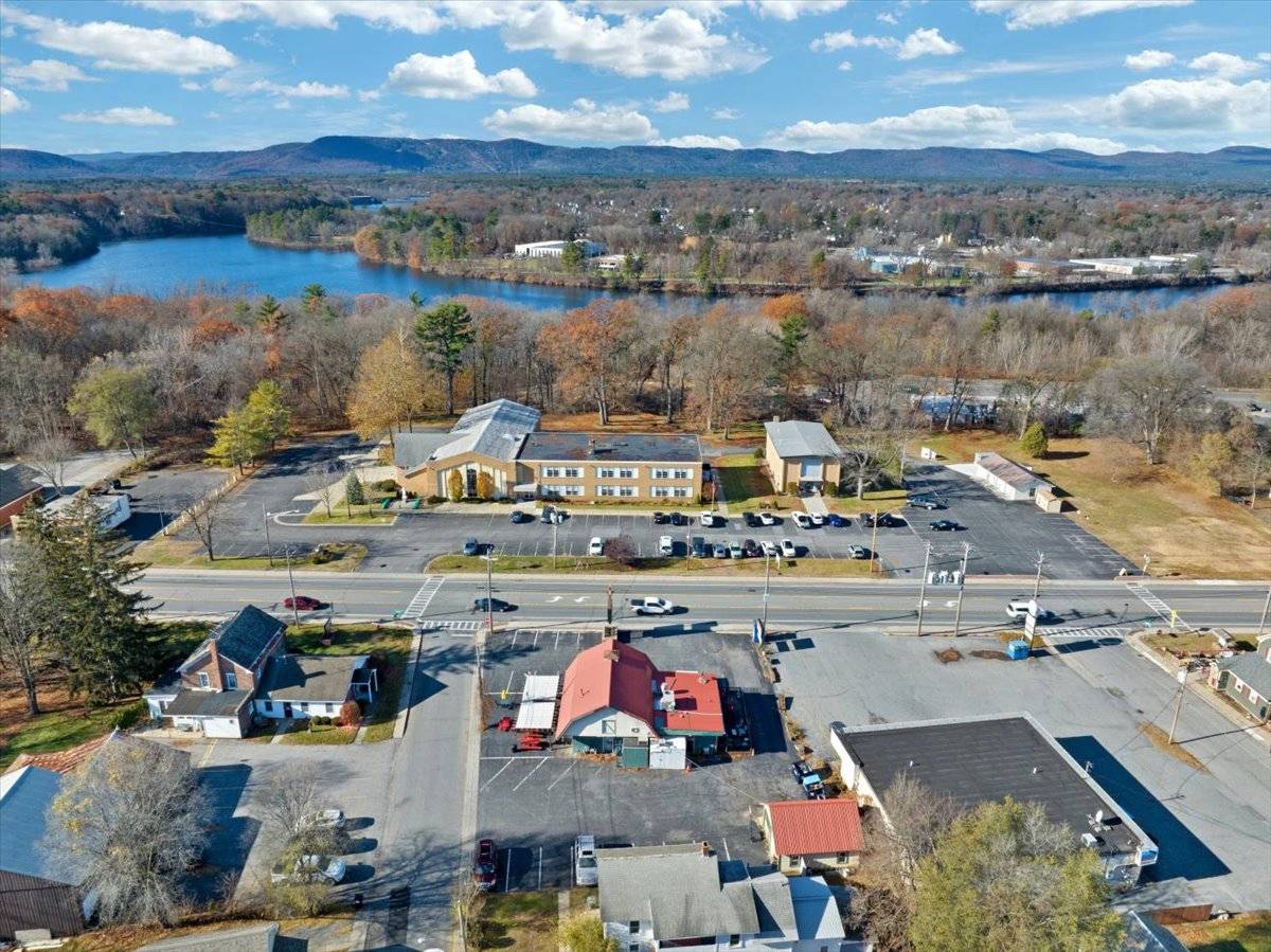 #32 photo, 75 Saratoga Ave, South Glens Falls , NY 12803