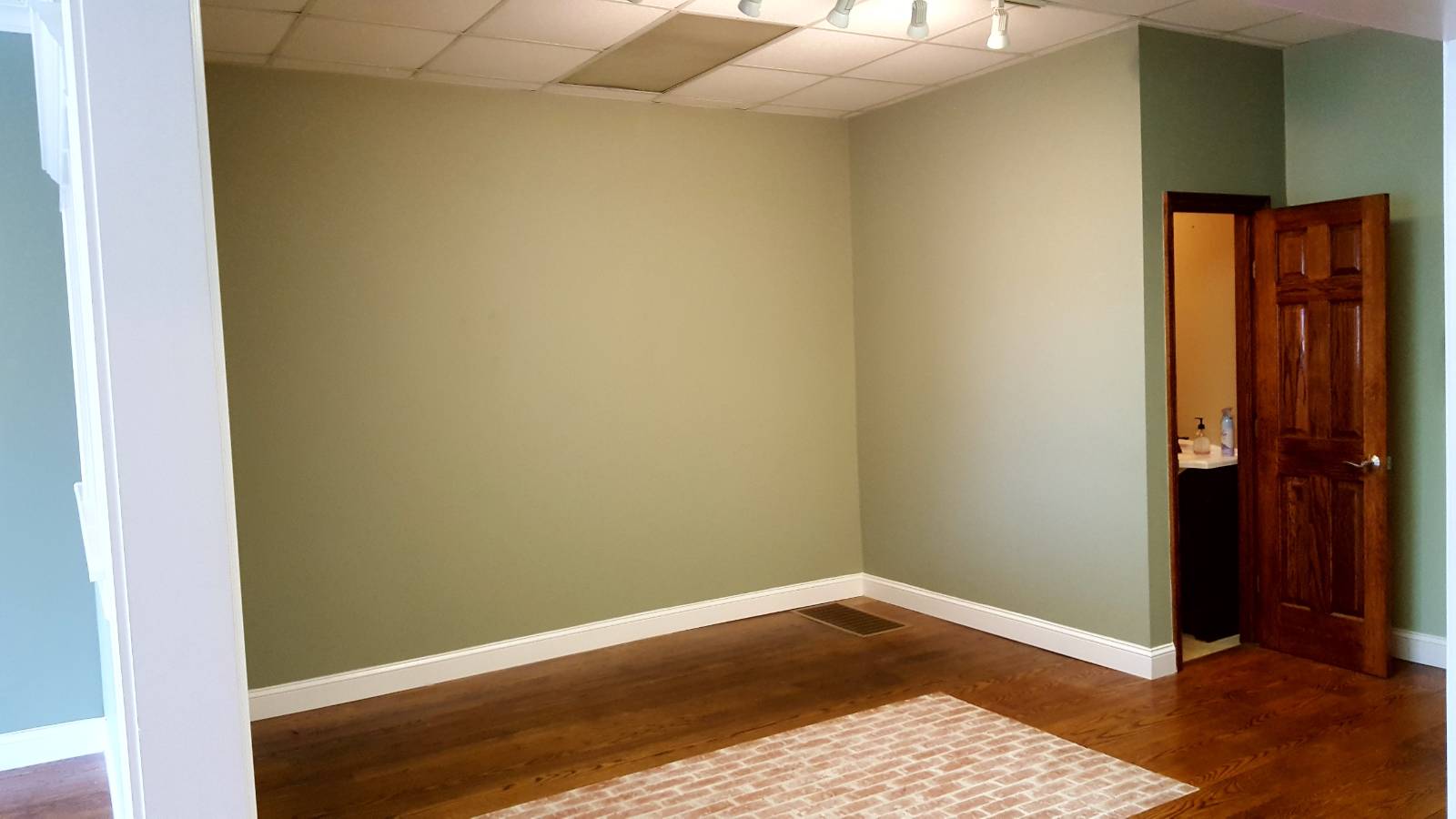 #4 photo, 0 Glen Head Rd, Glen Head , NY 11545