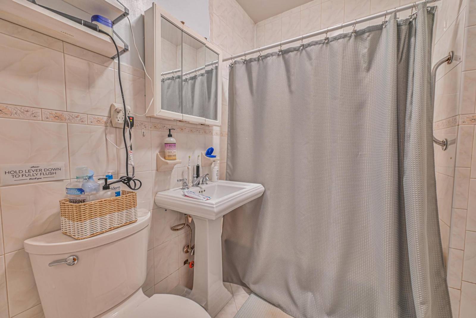 #6 photo, 1270 Ovington Ave, Dyker Heights , NY 11219