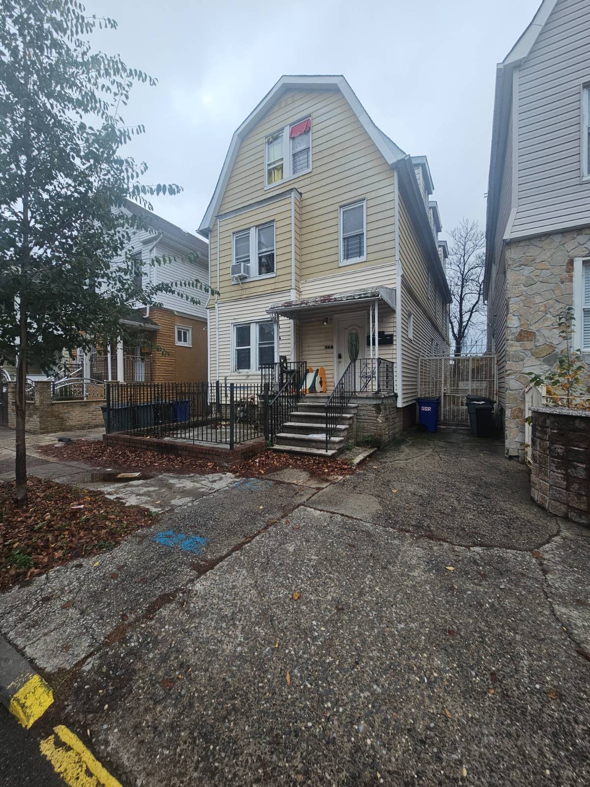 #5 photo, 1543 Leland Ave, East Bronx , NY 10460