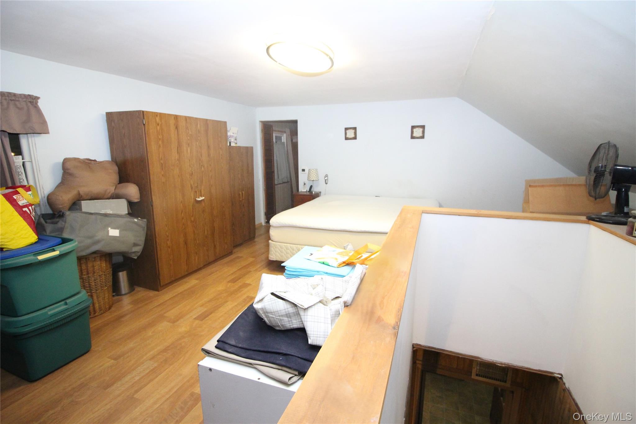 #8 photo, 878 County Line Road, Amityville , NY 11701