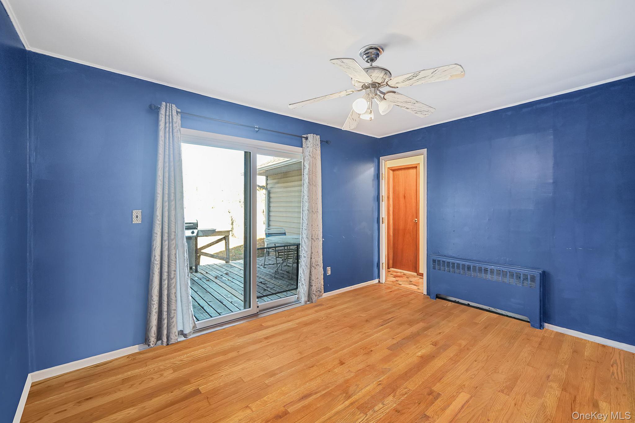 #13 photo, 24 E 6th Street, Patchogue , NY 11772