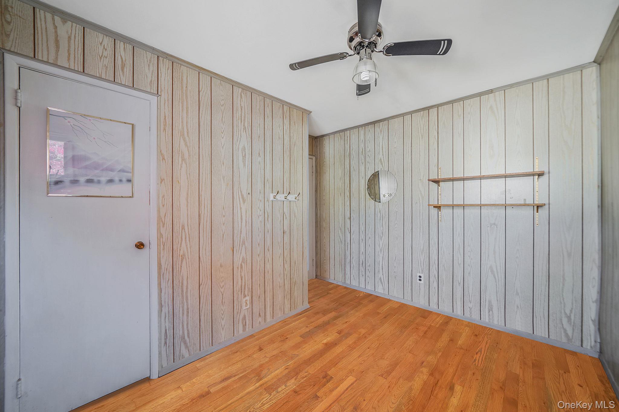 #18 photo, 24 E 6th Street, Patchogue , NY 11772