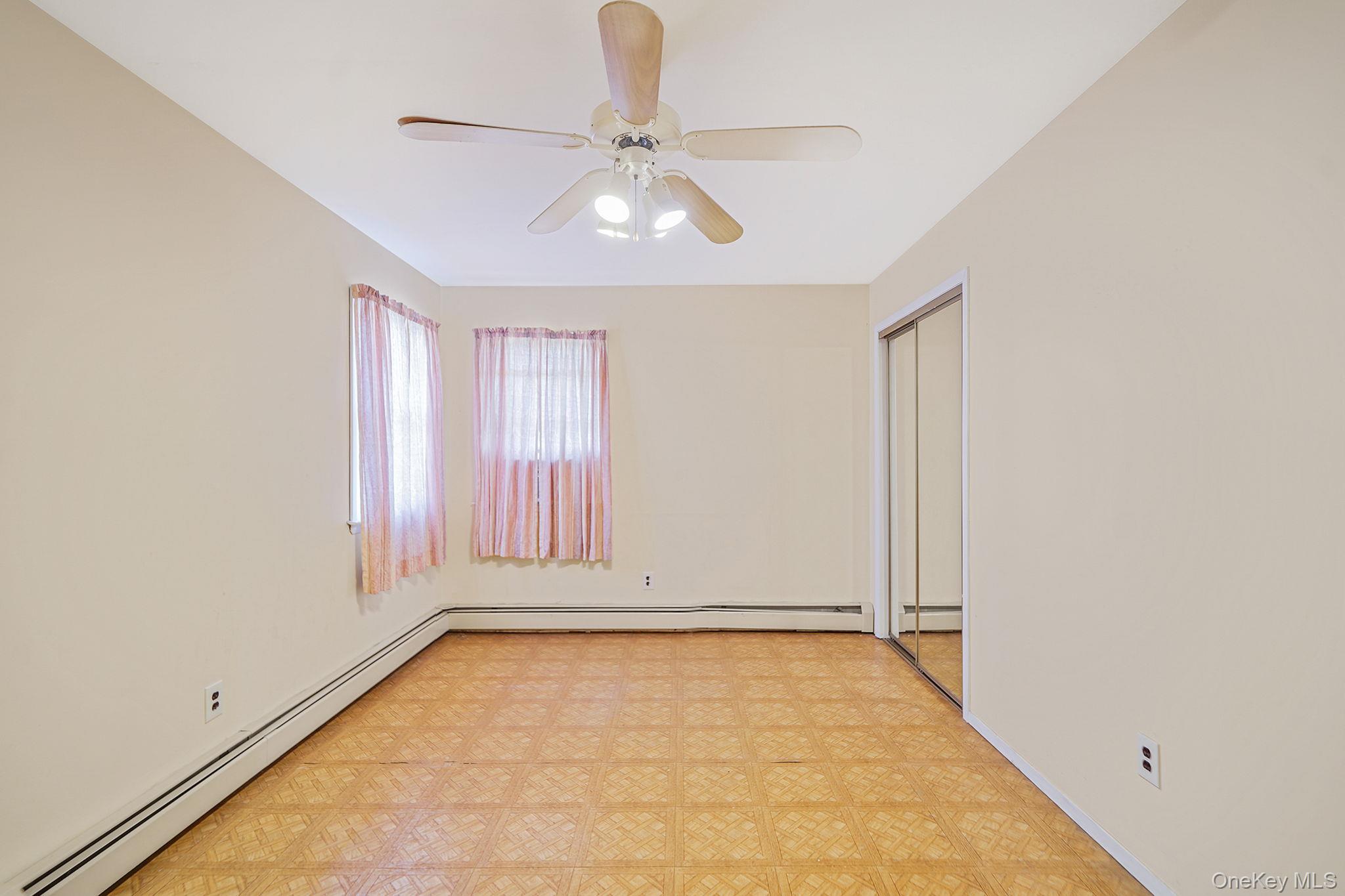 #20 photo, 24 E 6th Street, Patchogue , NY 11772