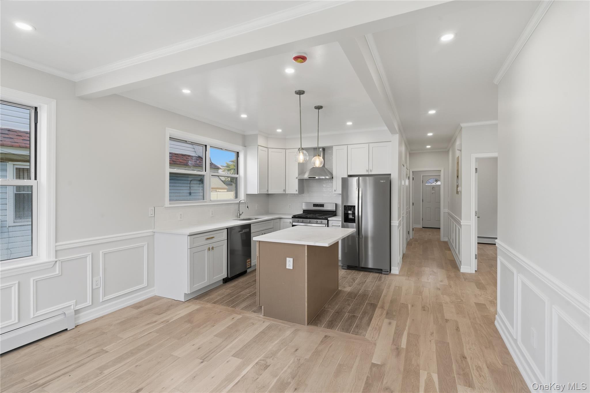 #6 photo, 114-47 173rd Street, Saint Albans , NY 11434