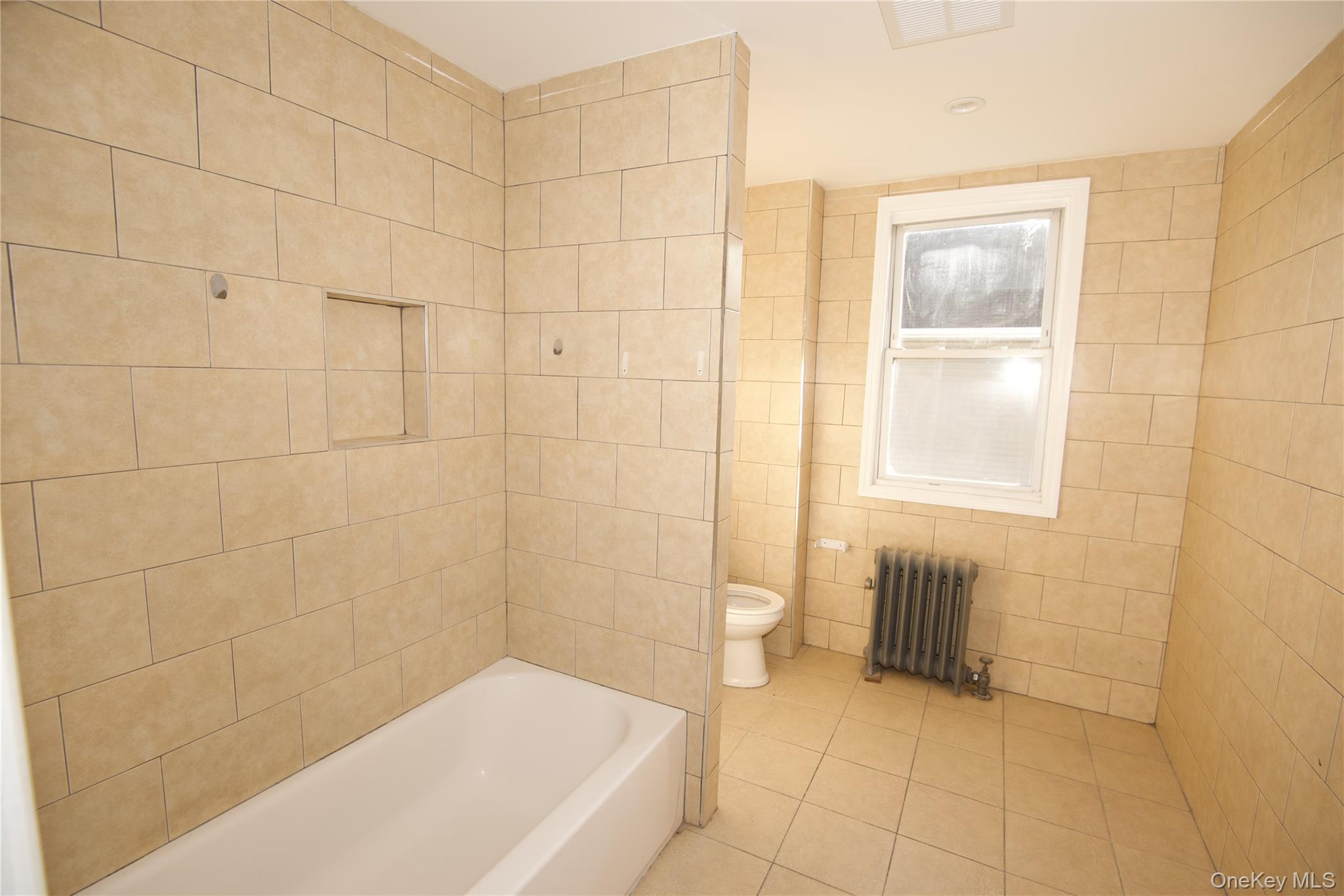 #17 photo, 60 Gotham Avenue, Elmont , NY 11003