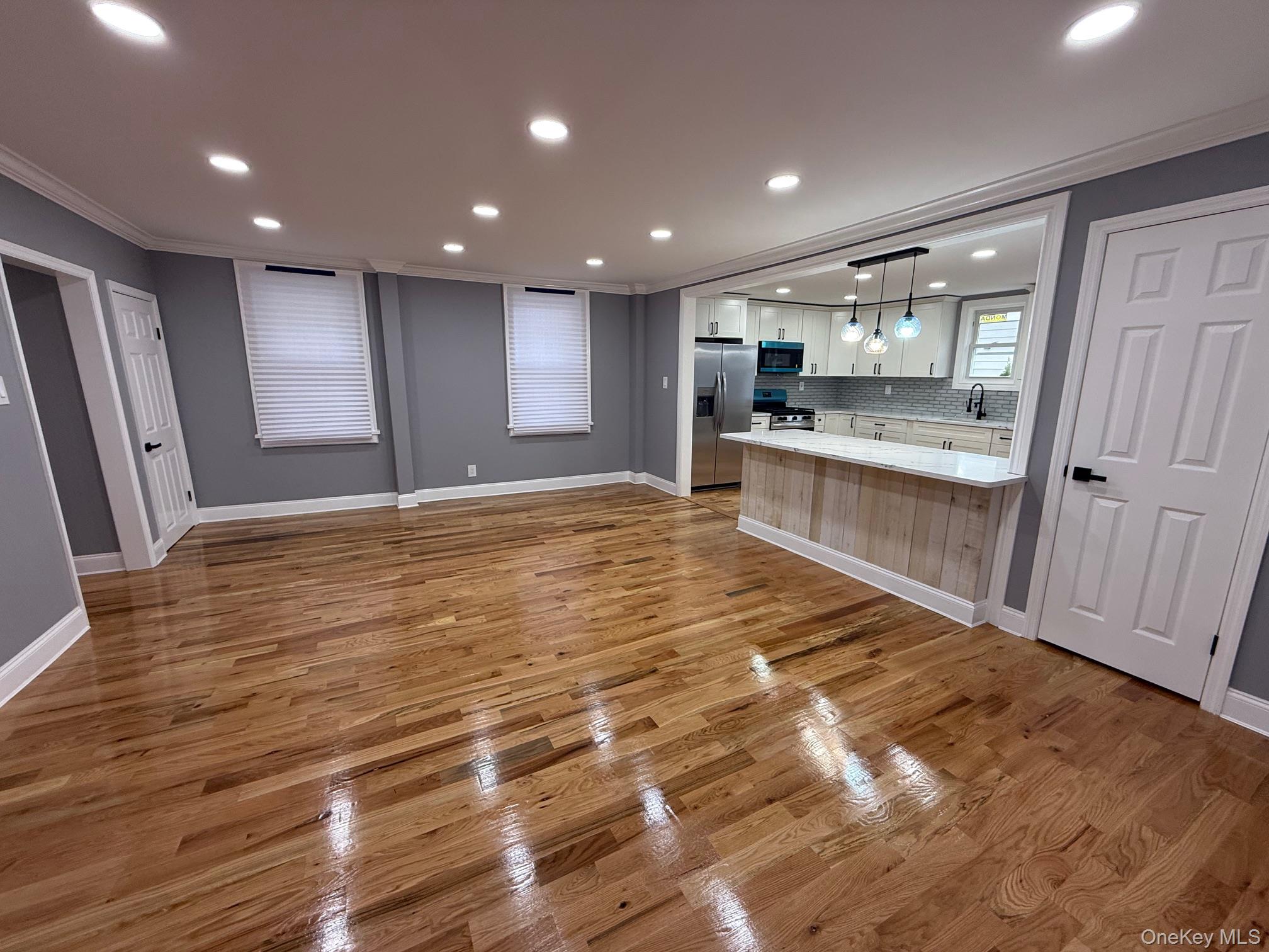 #7 photo, 60 Gotham Avenue, Elmont , NY 11003