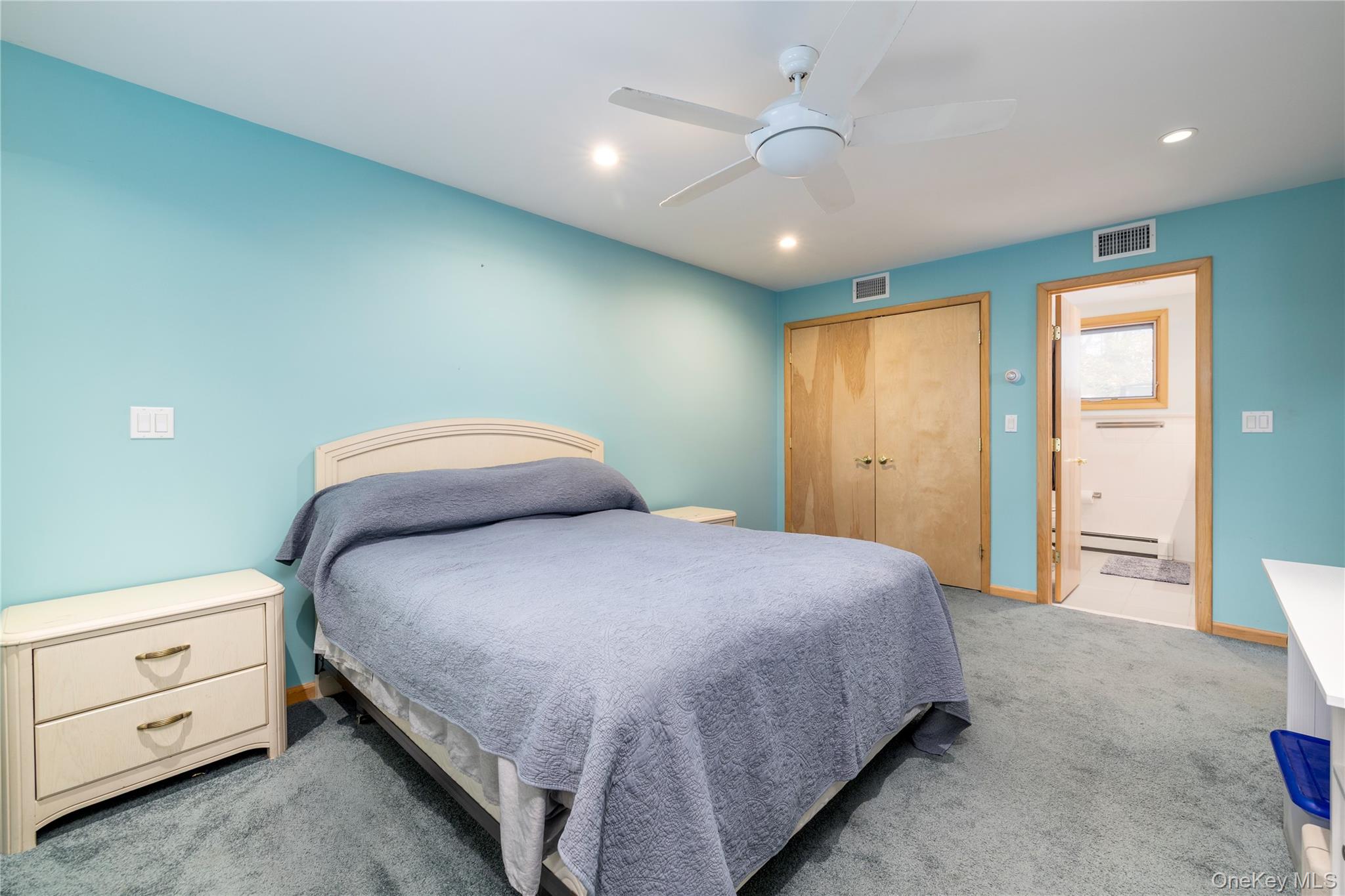 #18 photo, 68 McCouns Lane, Oyster Bay , NY 11771