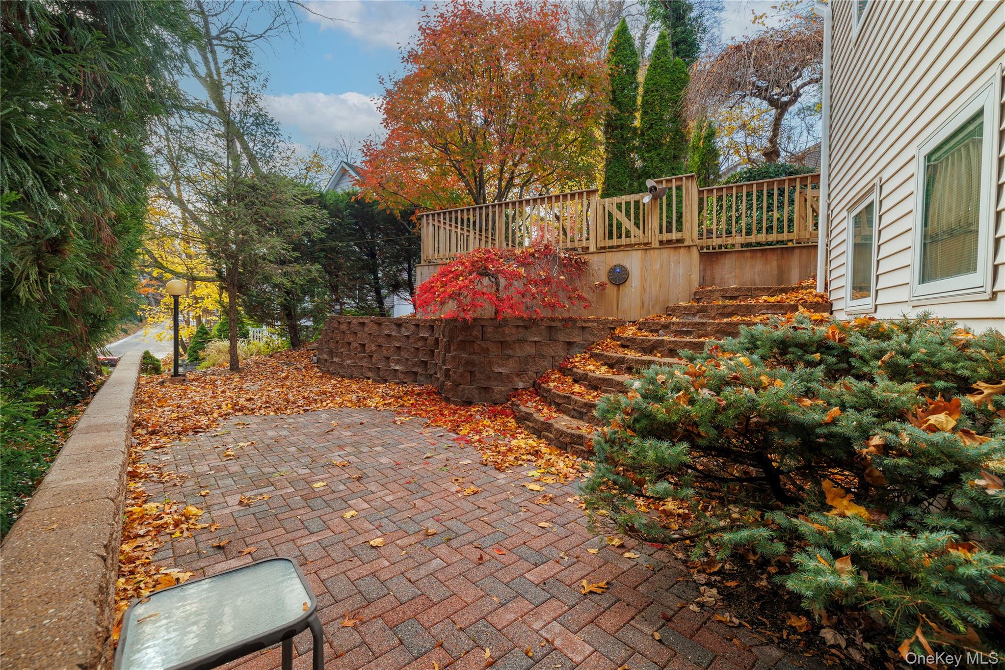 #20 photo, 68 McCouns Lane, Oyster Bay , NY 11771