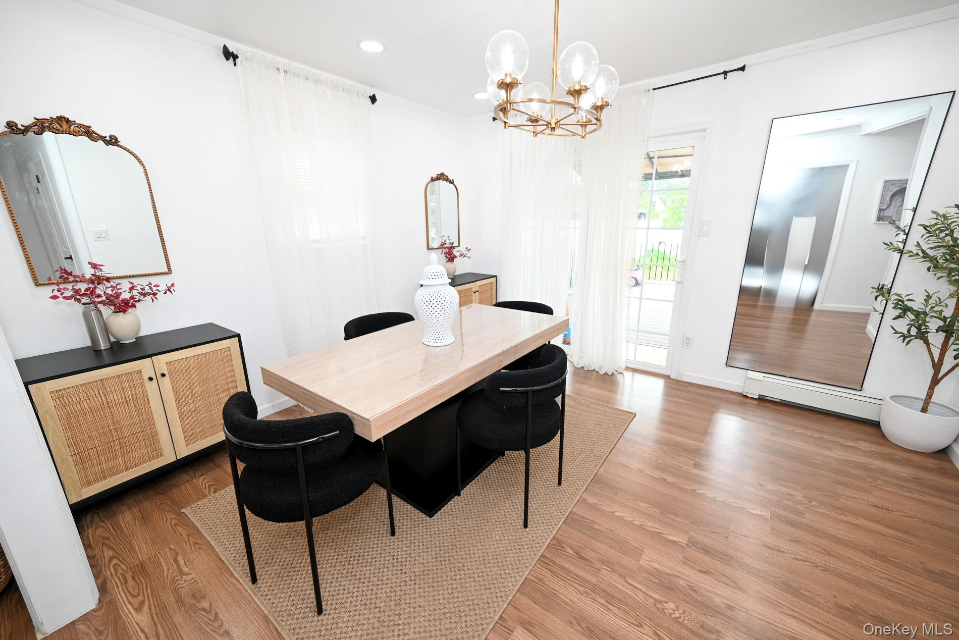 #6 photo, 175 Arthur Avenue, Floral Park , NY 11001