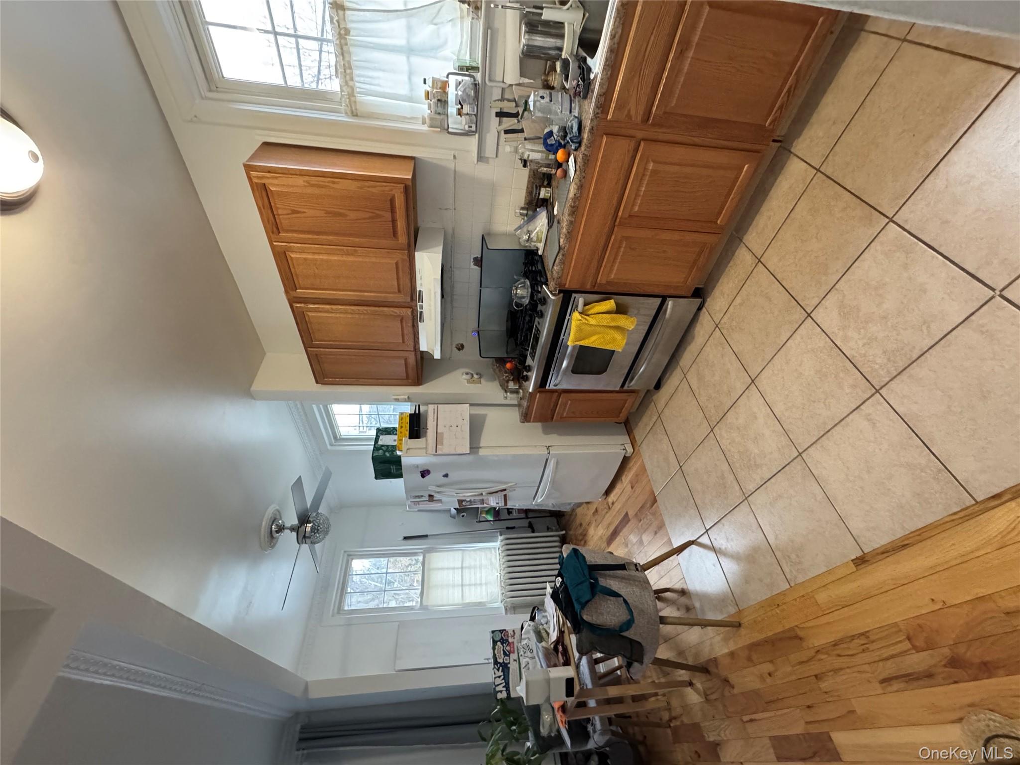 #12 photo, 208 Tompkins Avenue, Yonkers , NY 10703