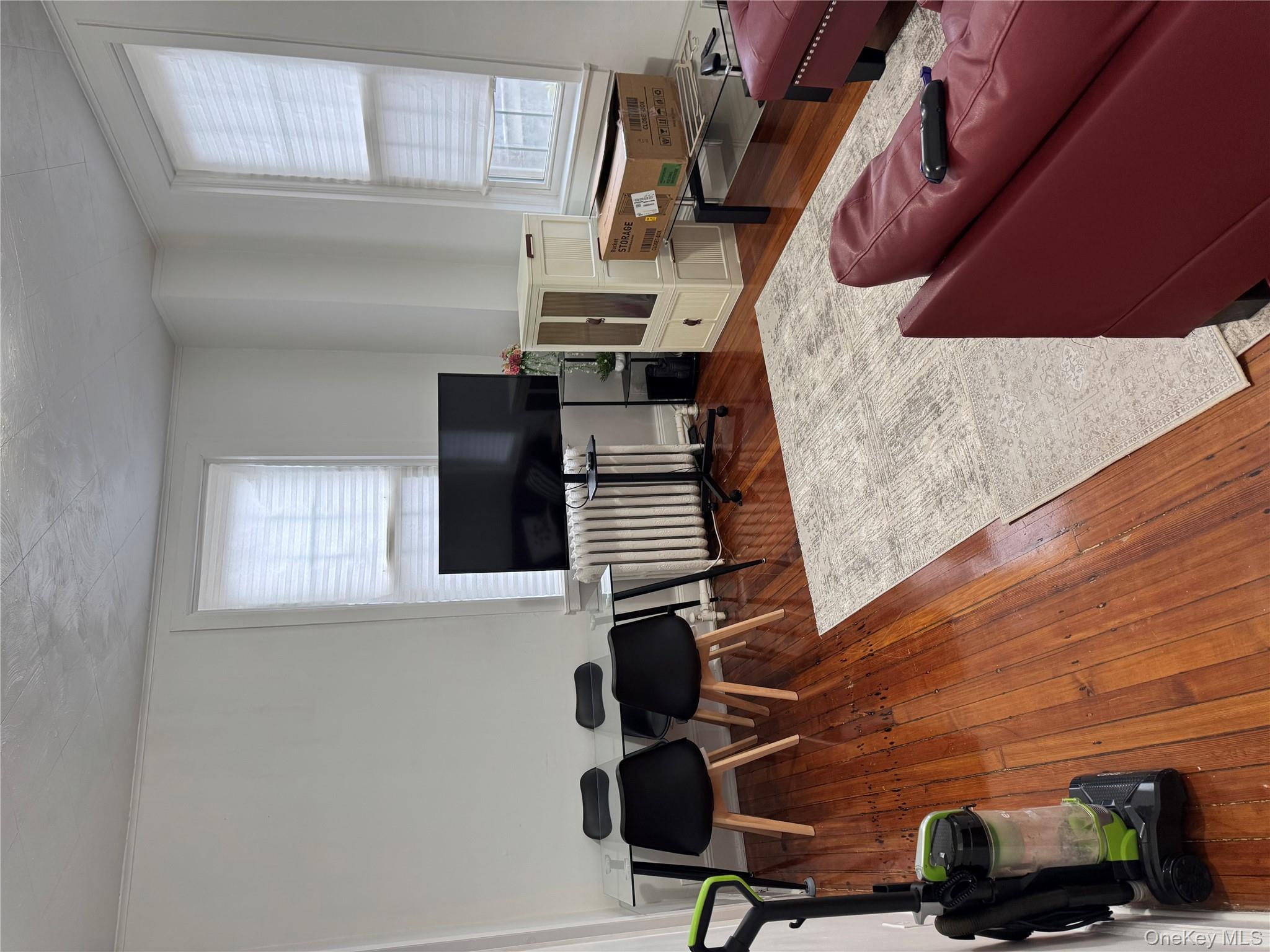 #7 photo, 208 Tompkins Avenue, Yonkers , NY 10703