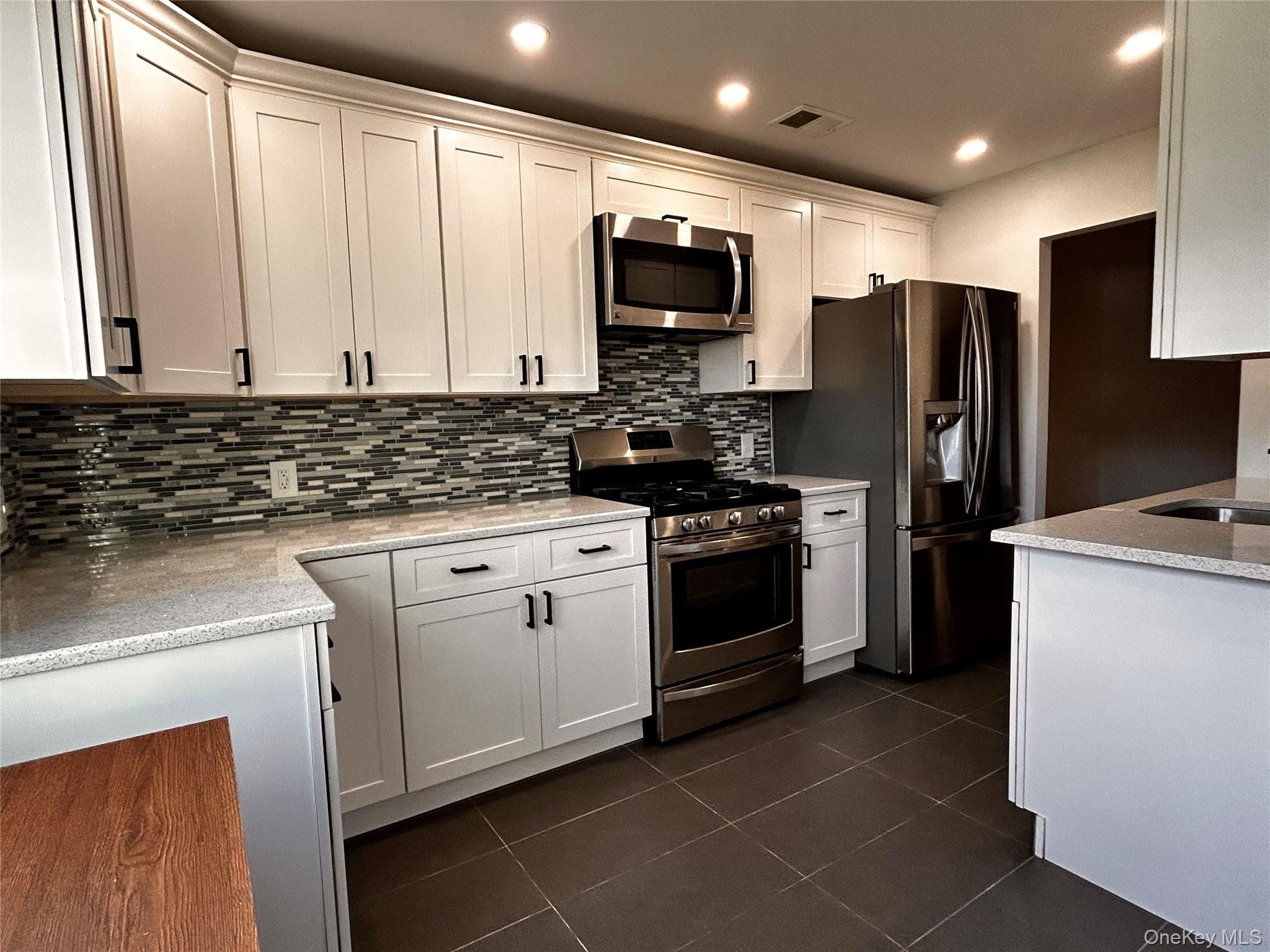 #2 photo, 276 Temple Hill Road, New Windsor , NY 12553