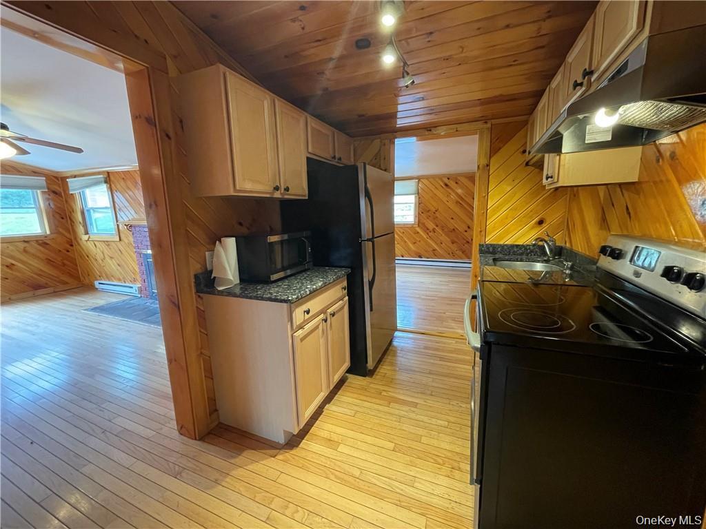 #7 photo, 22 Lake Avenue, Monroe , NY 10950