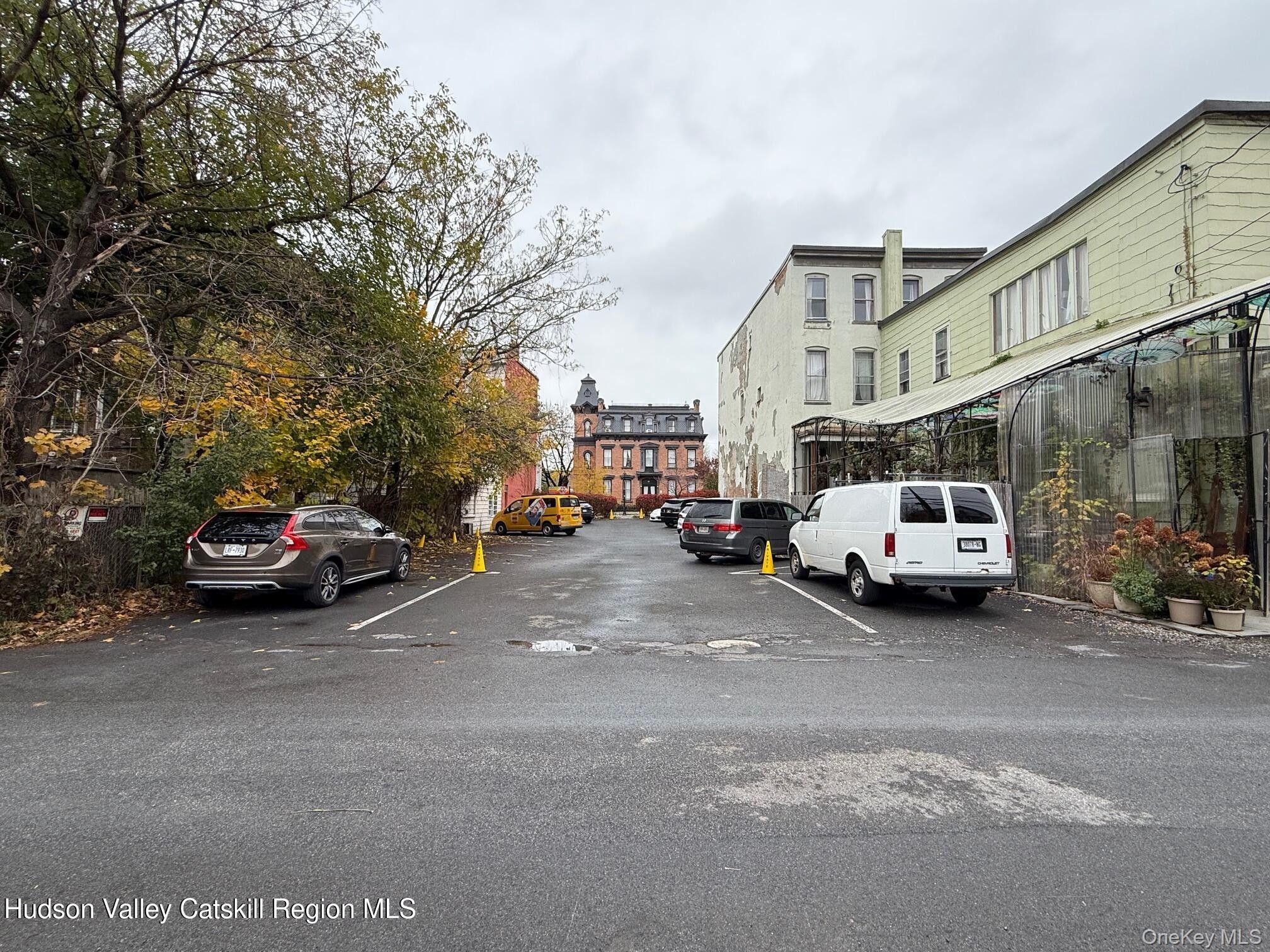 #2 photo, 411 Warren Street, Hudson , NY 12534