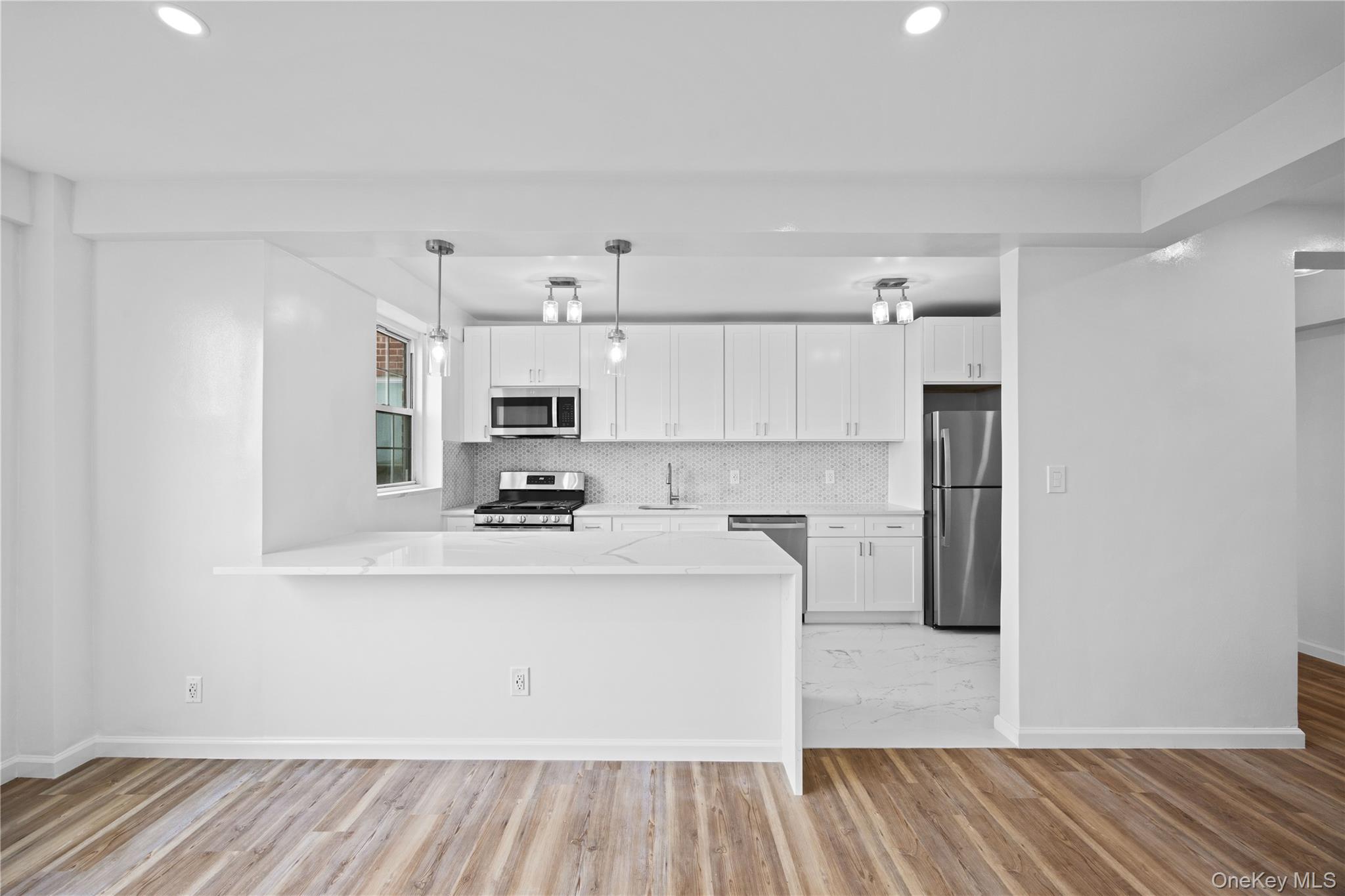 #1 photo, 220 Pelham Road, New Rochelle , NY 10805