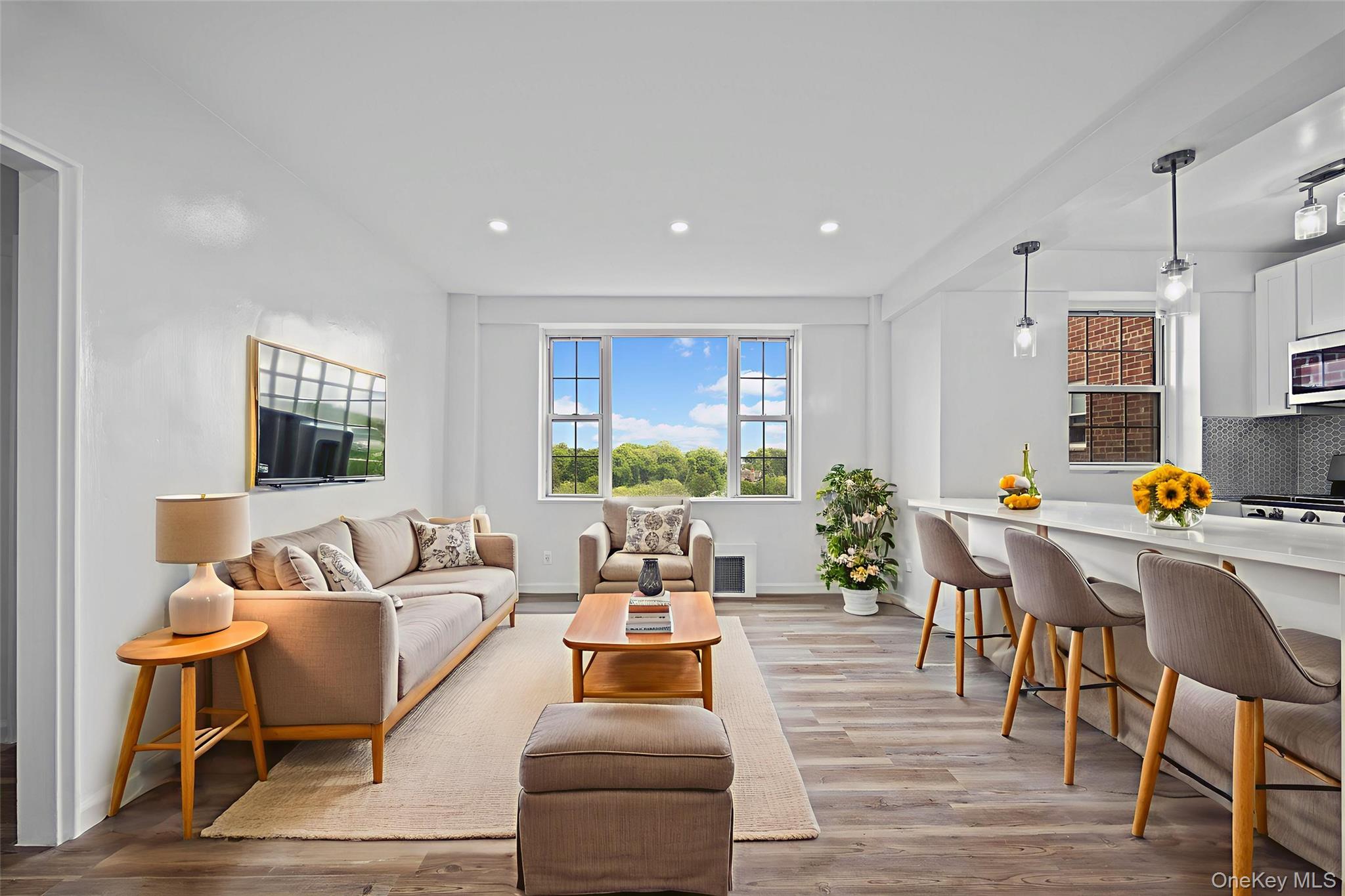 #3 photo, 220 Pelham Road, New Rochelle , NY 10805