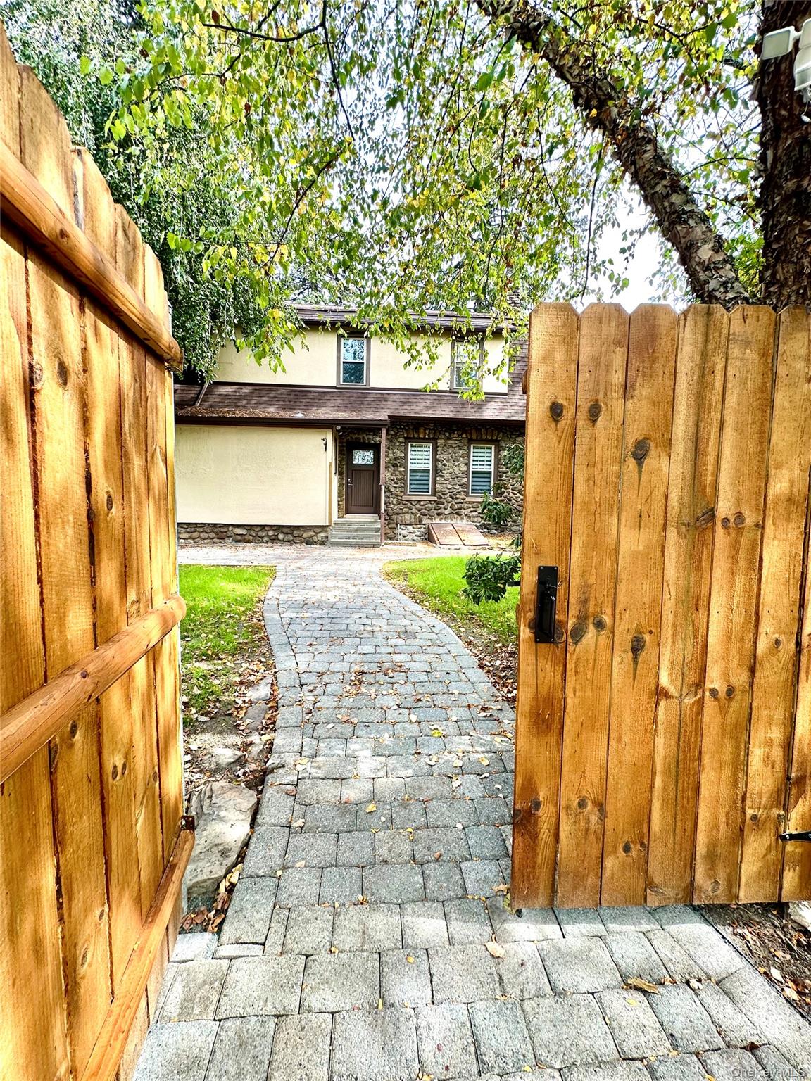 #1 photo, 283 N Middletown Road, Pearl River , NY 10965