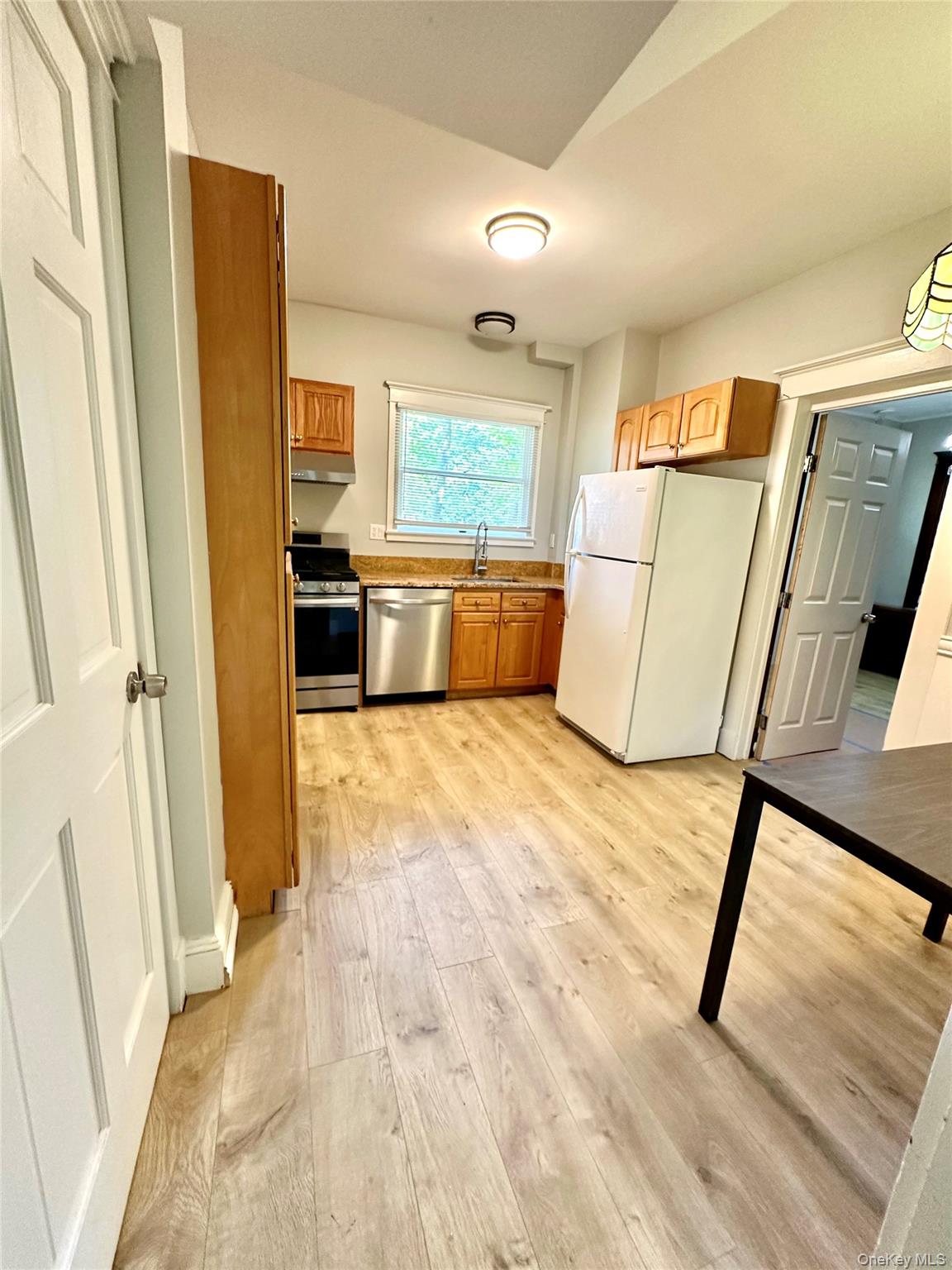 #7 photo, 283 N Middletown Road, Pearl River , NY 10965