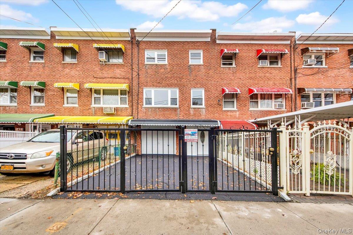 #3 photo, 1457 Stickney Place, Bronx , NY 10469