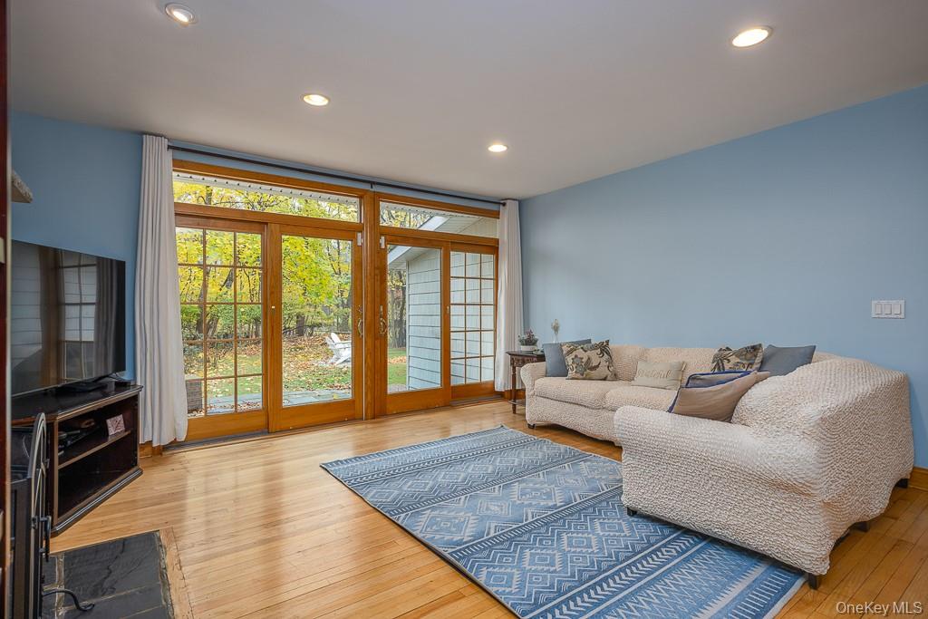 #10 photo, 101 Hickory Hill Road, Tappan , NY 10983