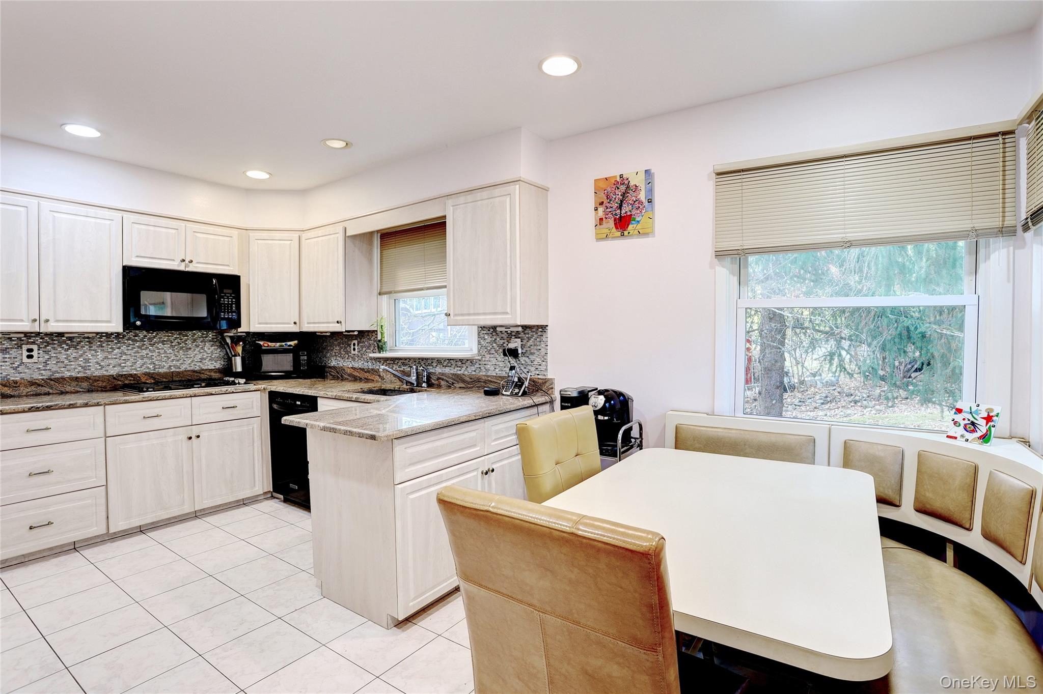 #14 photo, 32 Berry Court, Tappan , NY 10983