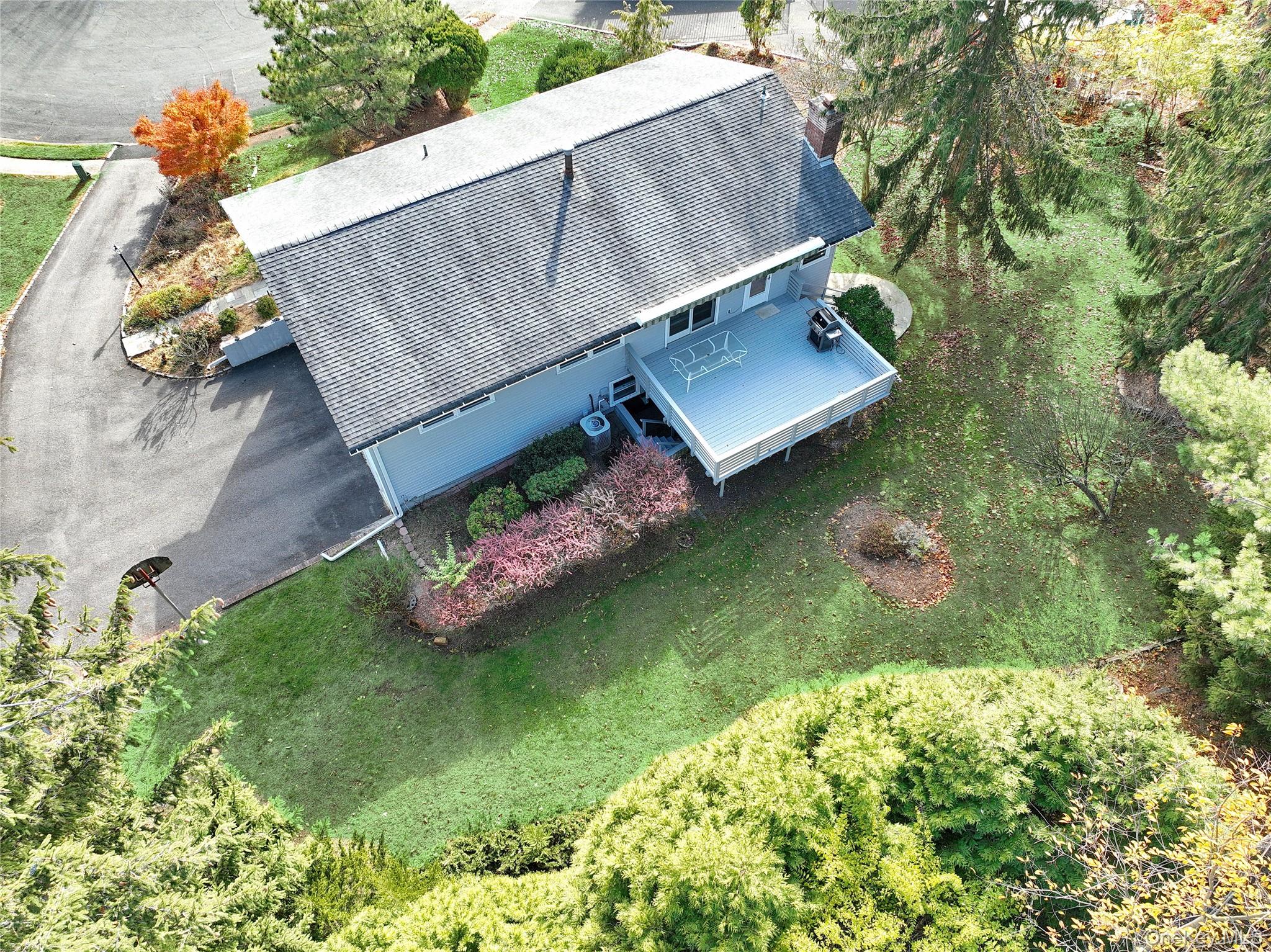 #2 photo, 32 Berry Court, Tappan , NY 10983