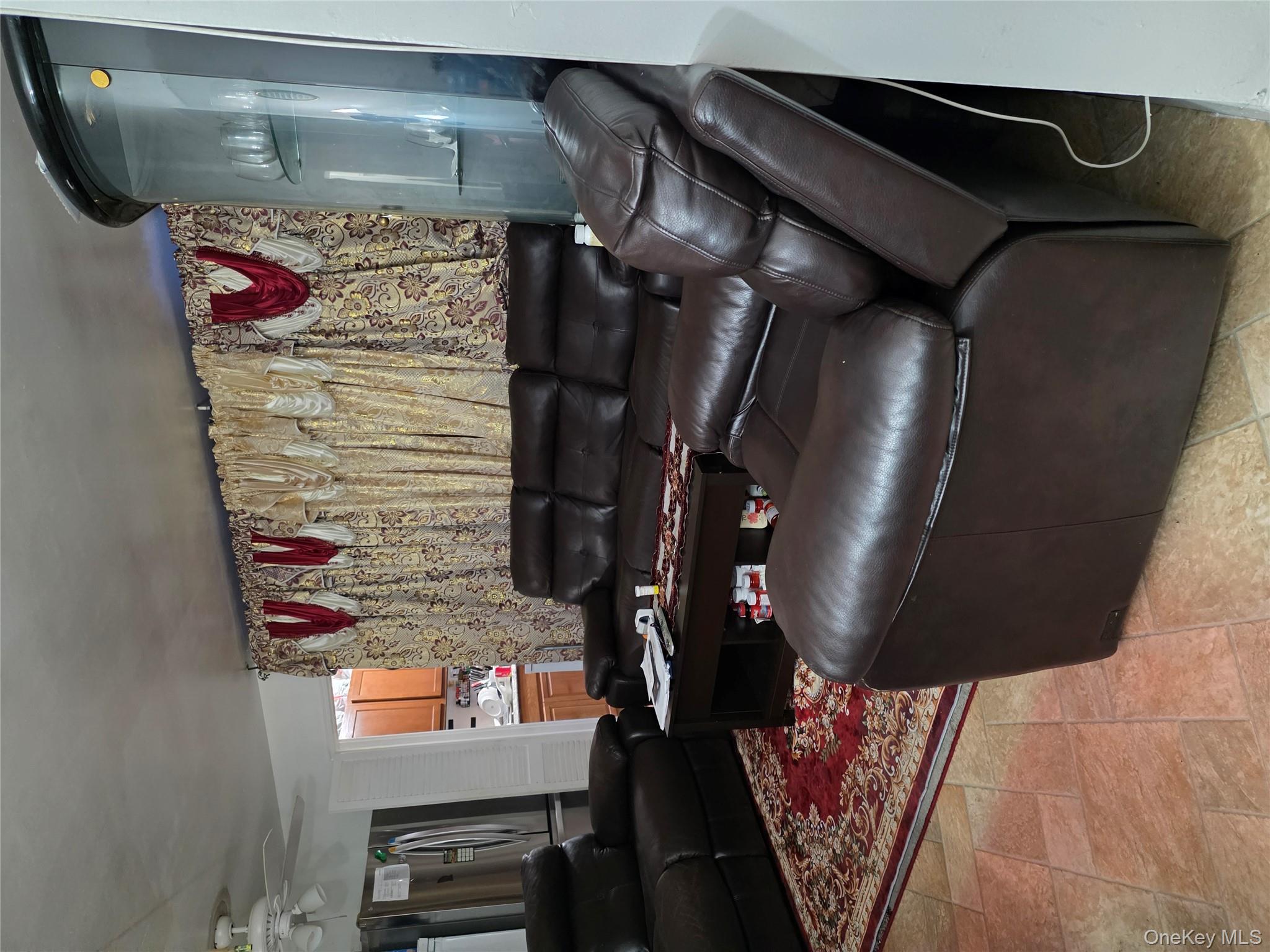 #2 photo, 2661 Marion Ave, Bronx , NY 10458