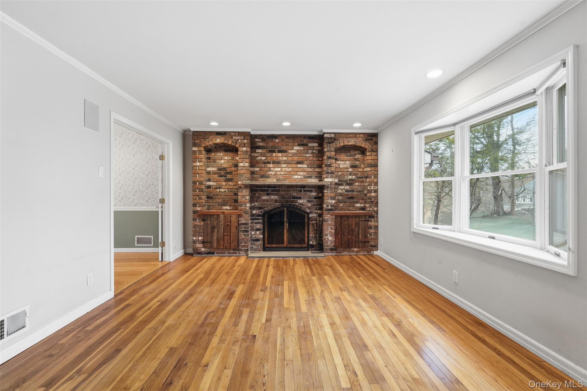 #12 photo, 176 Barker Street, Mount Kisco , NY 10549