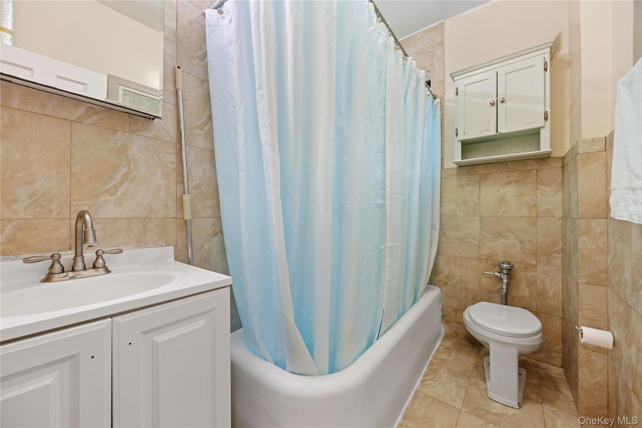 #19 photo, 3394 Wayne Avenue, Bronx , NY 10467