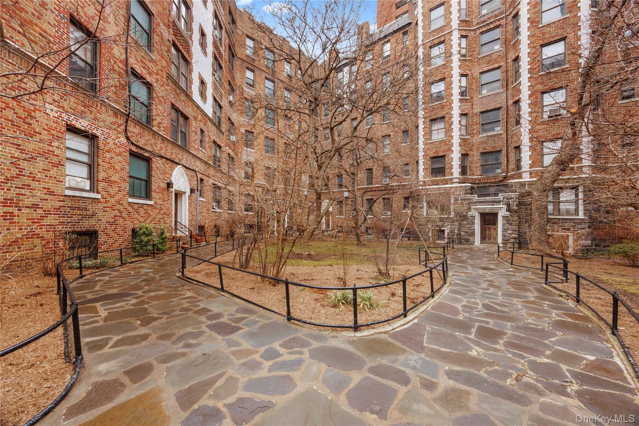 #5 photo, 3394 Wayne Avenue, Bronx , NY 10467