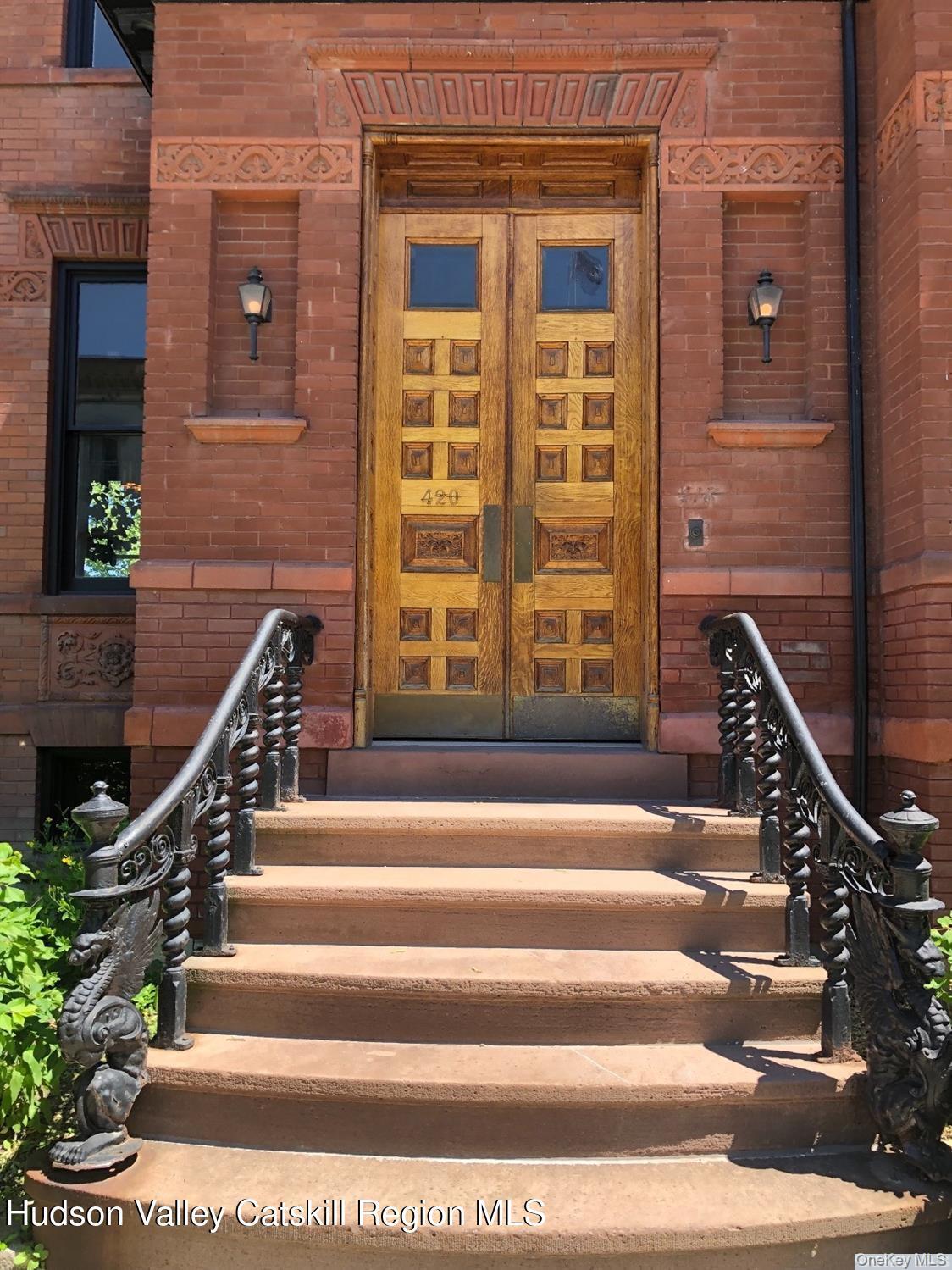 #5 photo, 420 Warren, Hudson , NY 12534