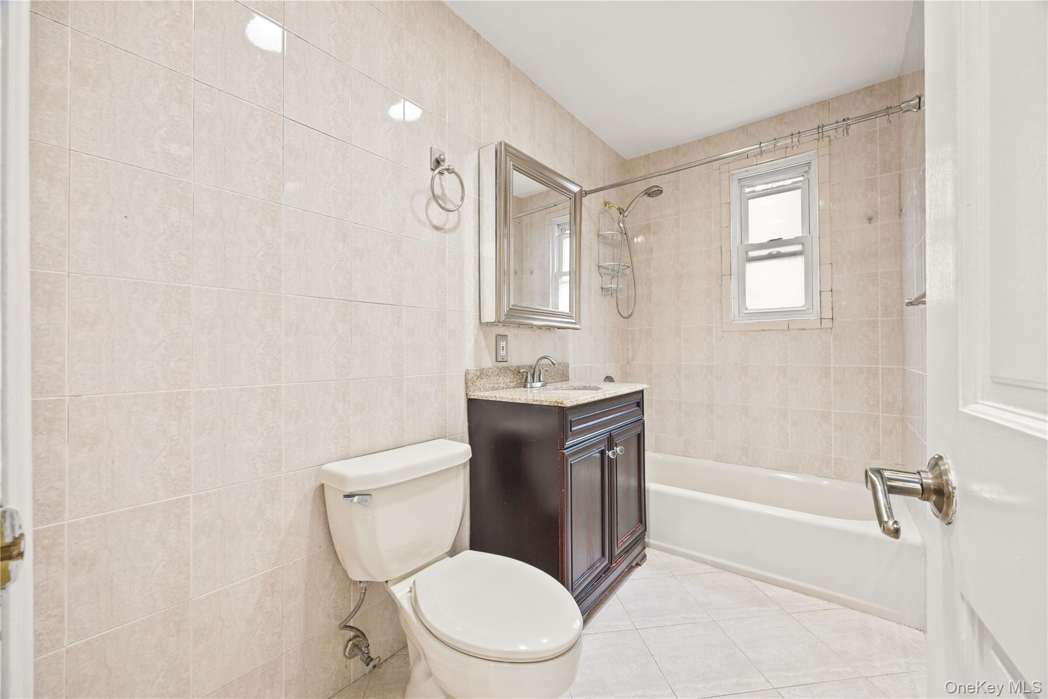 #13 photo, 48 Lawrence Park Crescent, Bronxville , NY 10708