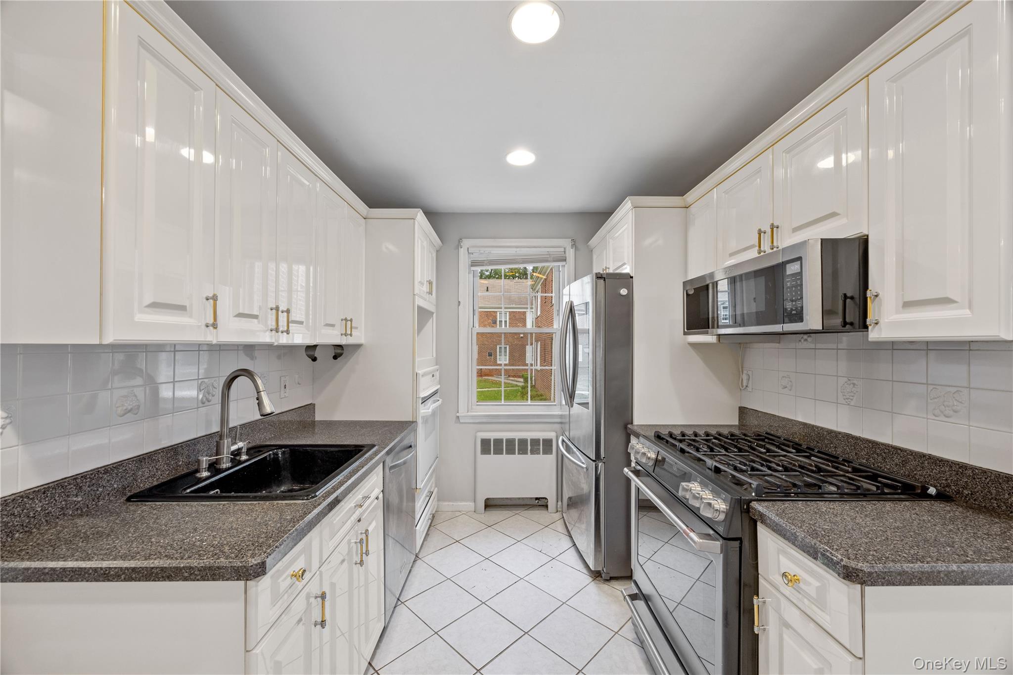 #6 photo, 48 Lawrence Park Crescent, Bronxville , NY 10708