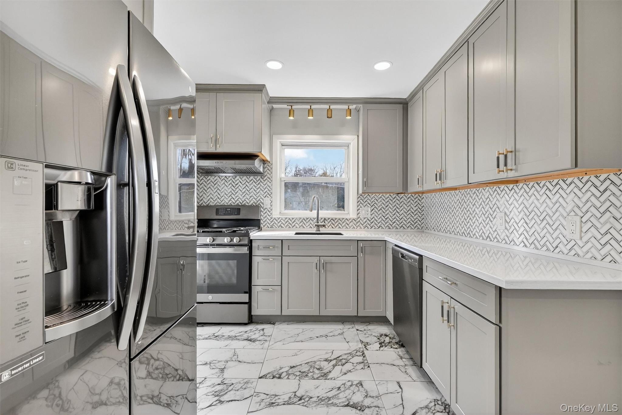 #15 photo, 8 Robbins Avenue, Elmsford , NY 10523