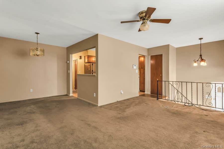 #10 photo, 1070 Mahopac Road, West Hempstead , NY 11552