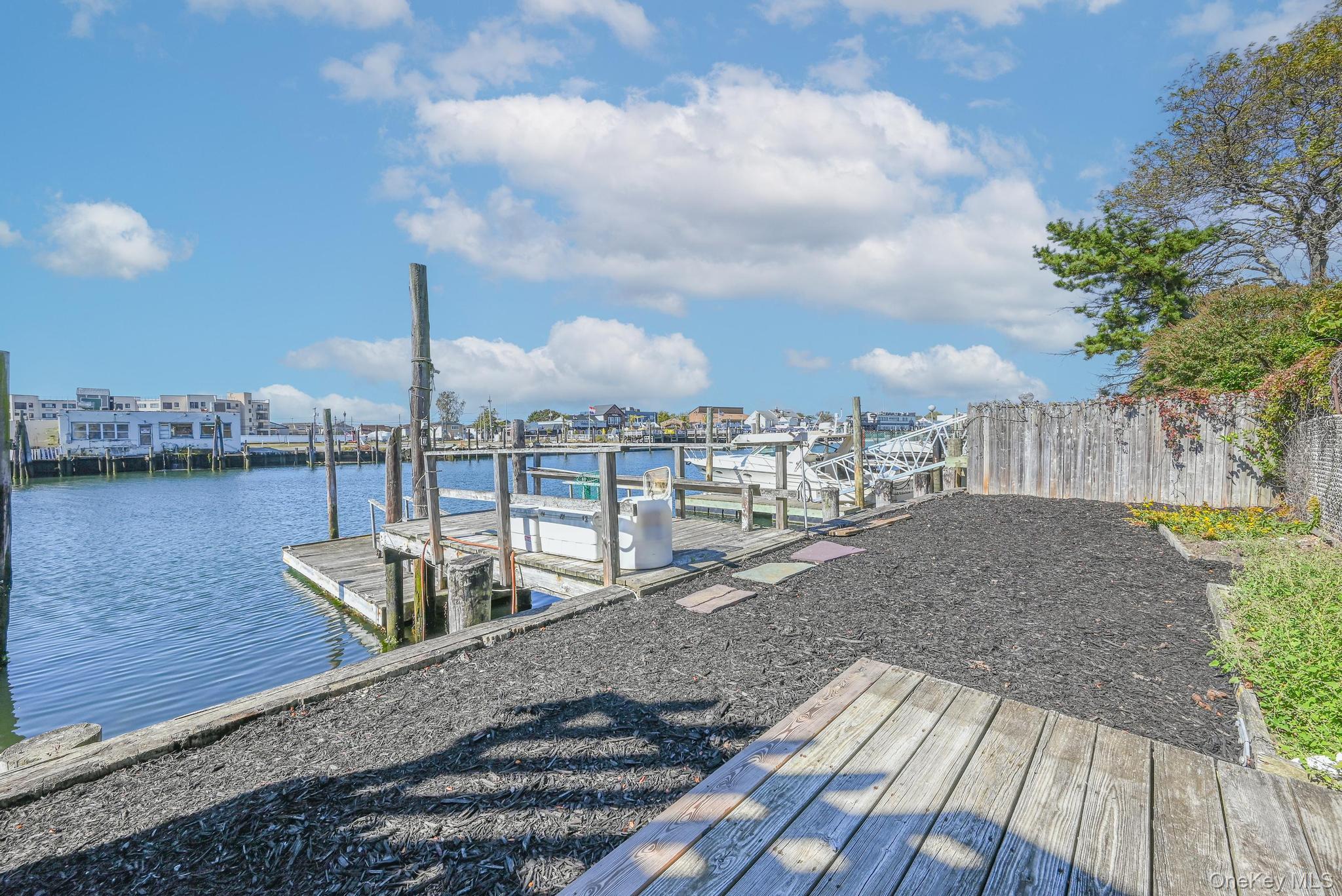 #2 photo, 870 Guy Lombardo Avenue, Freeport , NY 11520